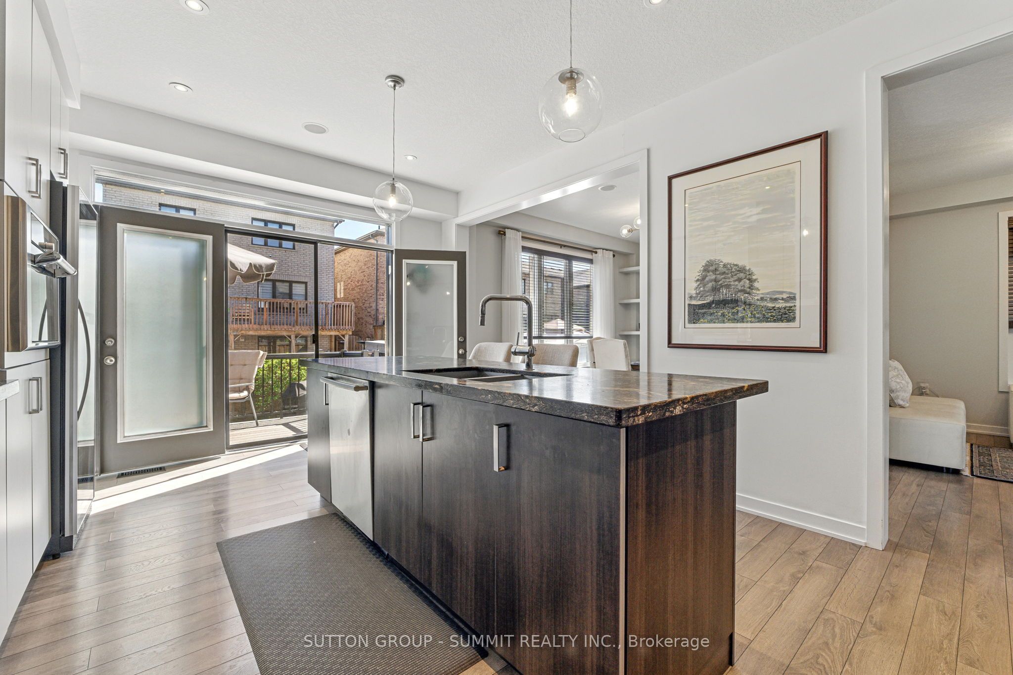 40 Aldgate Avenue Property Photo 8