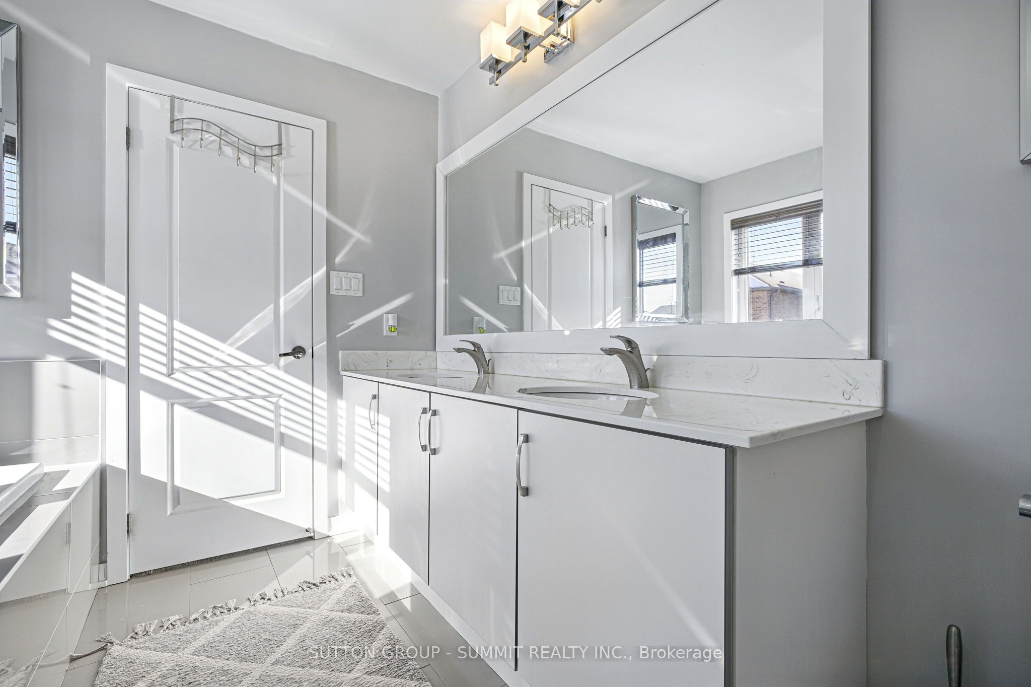 40 Aldgate Avenue Property Photo 29