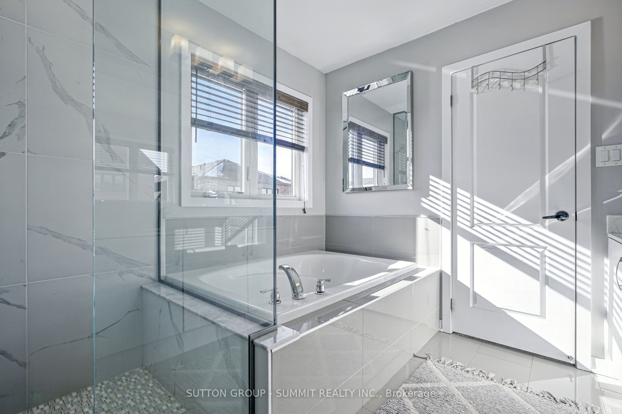 40 Aldgate Avenue Property Photo 30