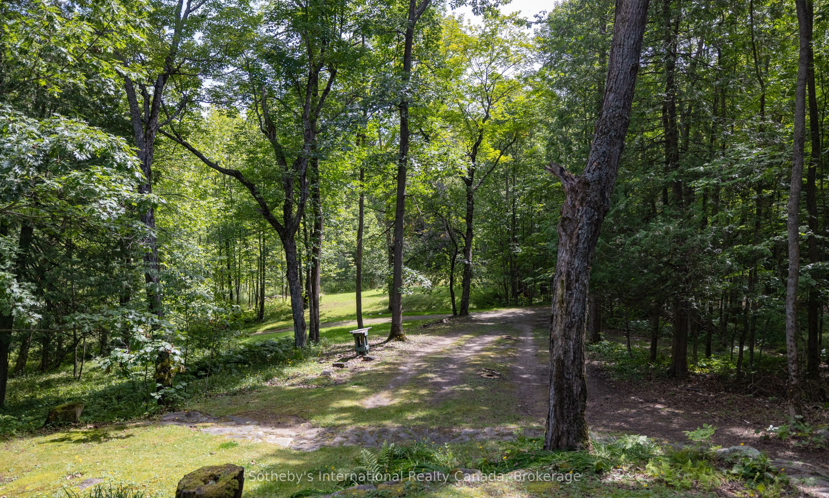 1124 Coate Rd Property Photo 23