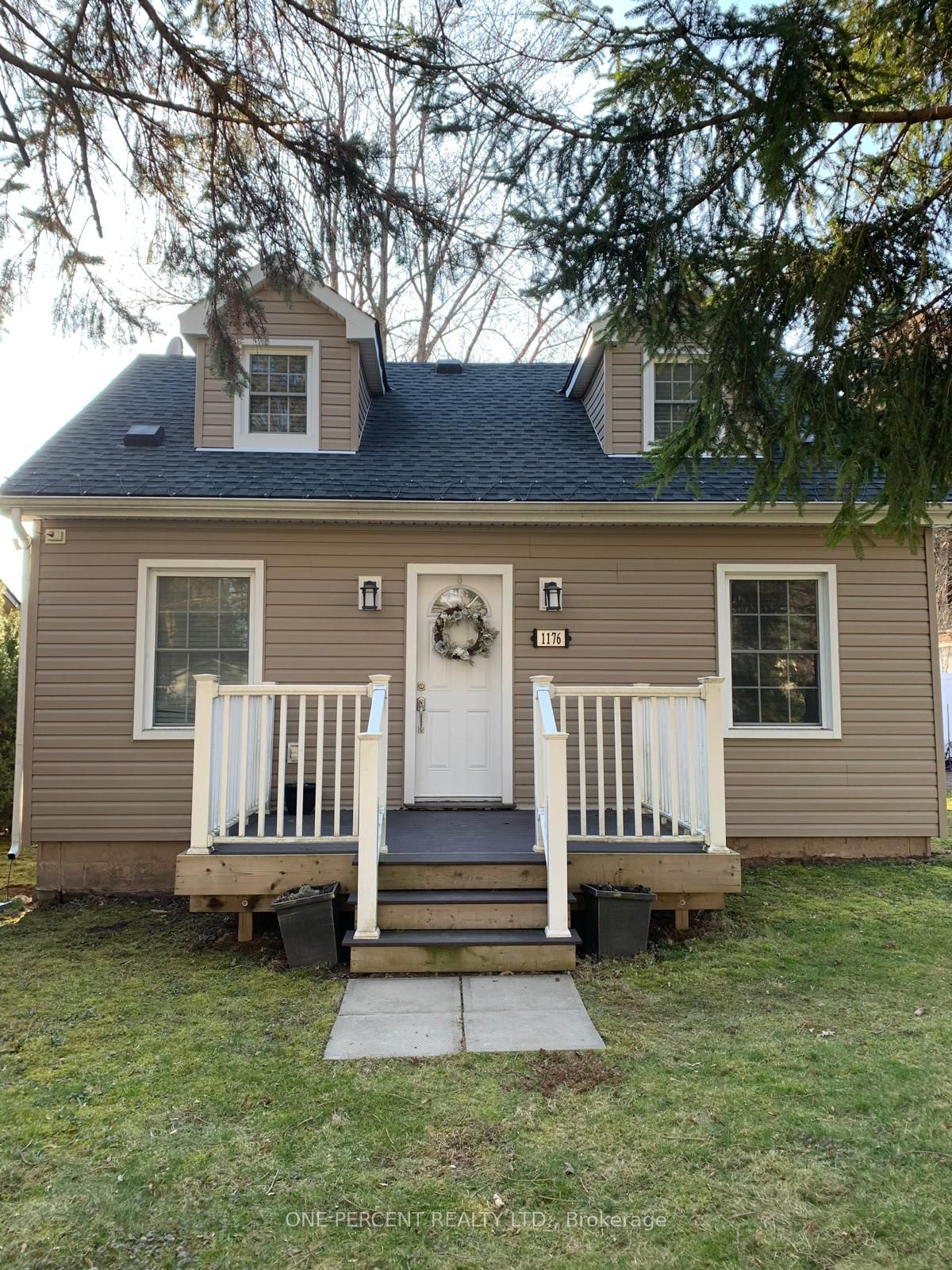 1176 Haist Street Property Photo 1