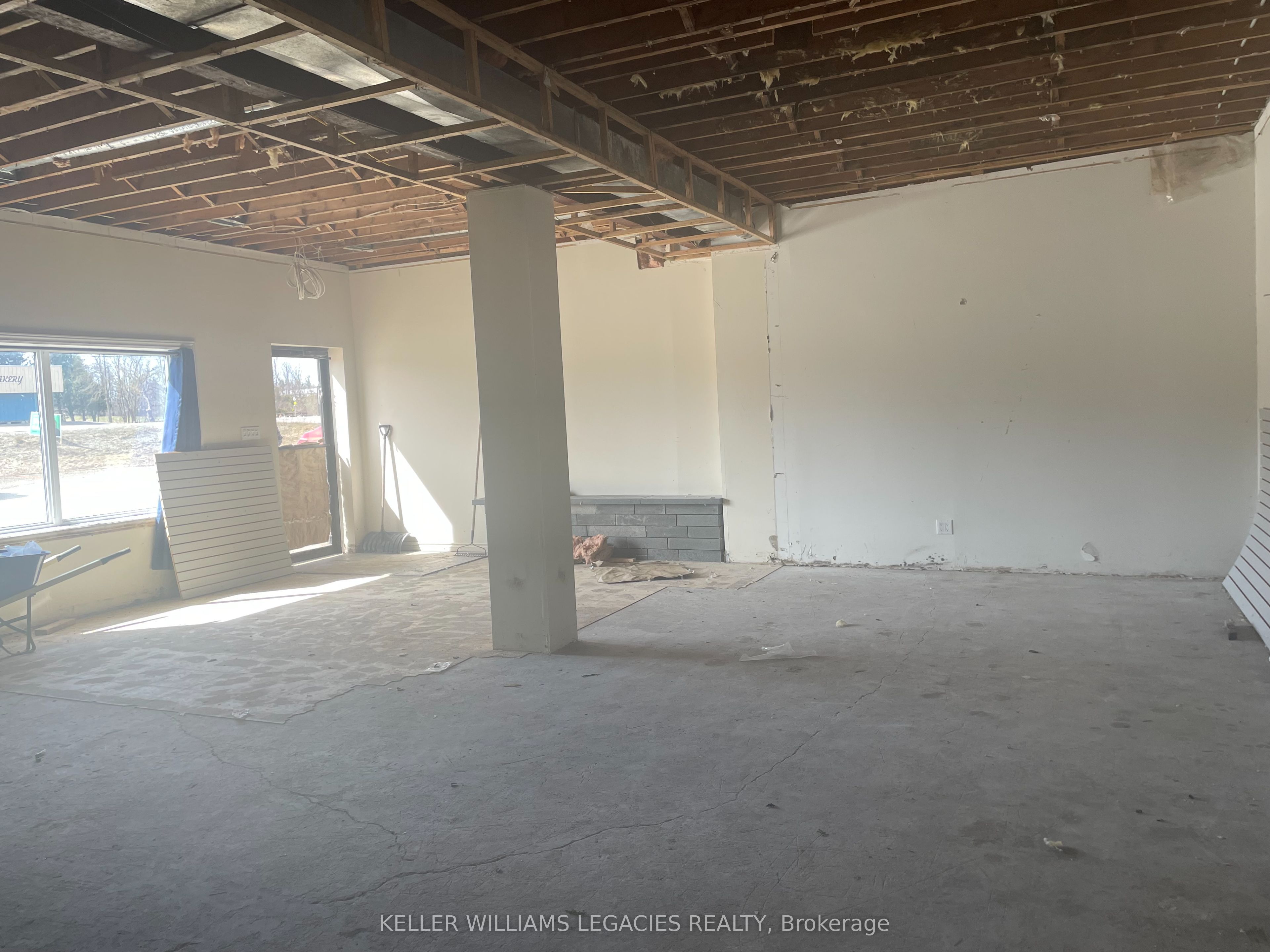 #2 - 506195 Highway 89 Property Photo 4