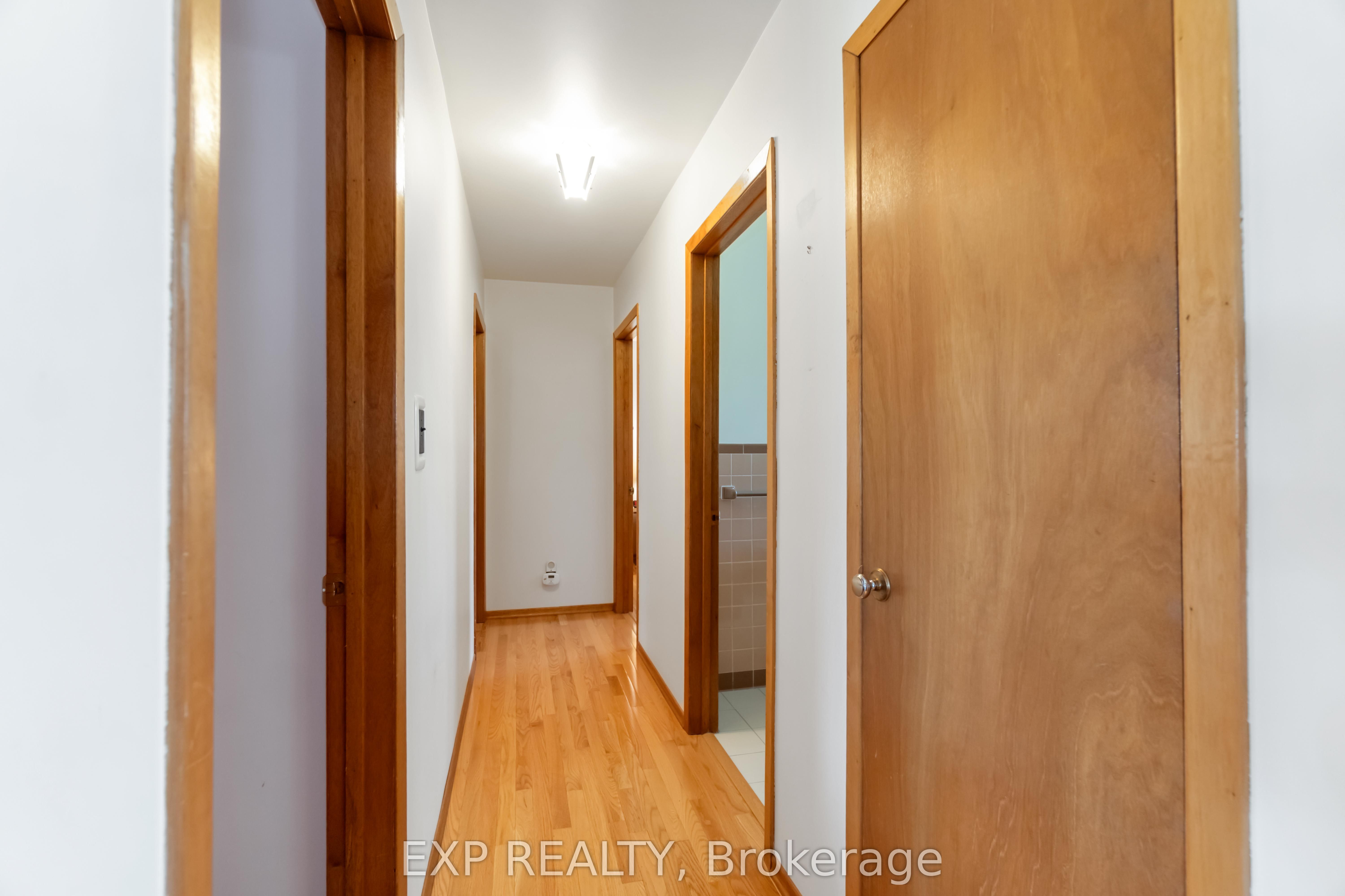 5 Fairway Crescent Property Photo 12
