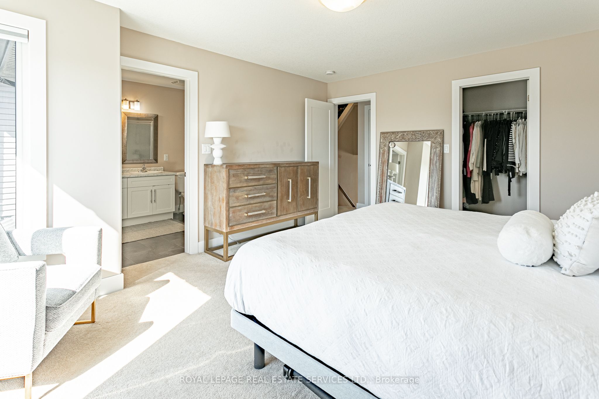 755 Freeport Street Property Photo 20
