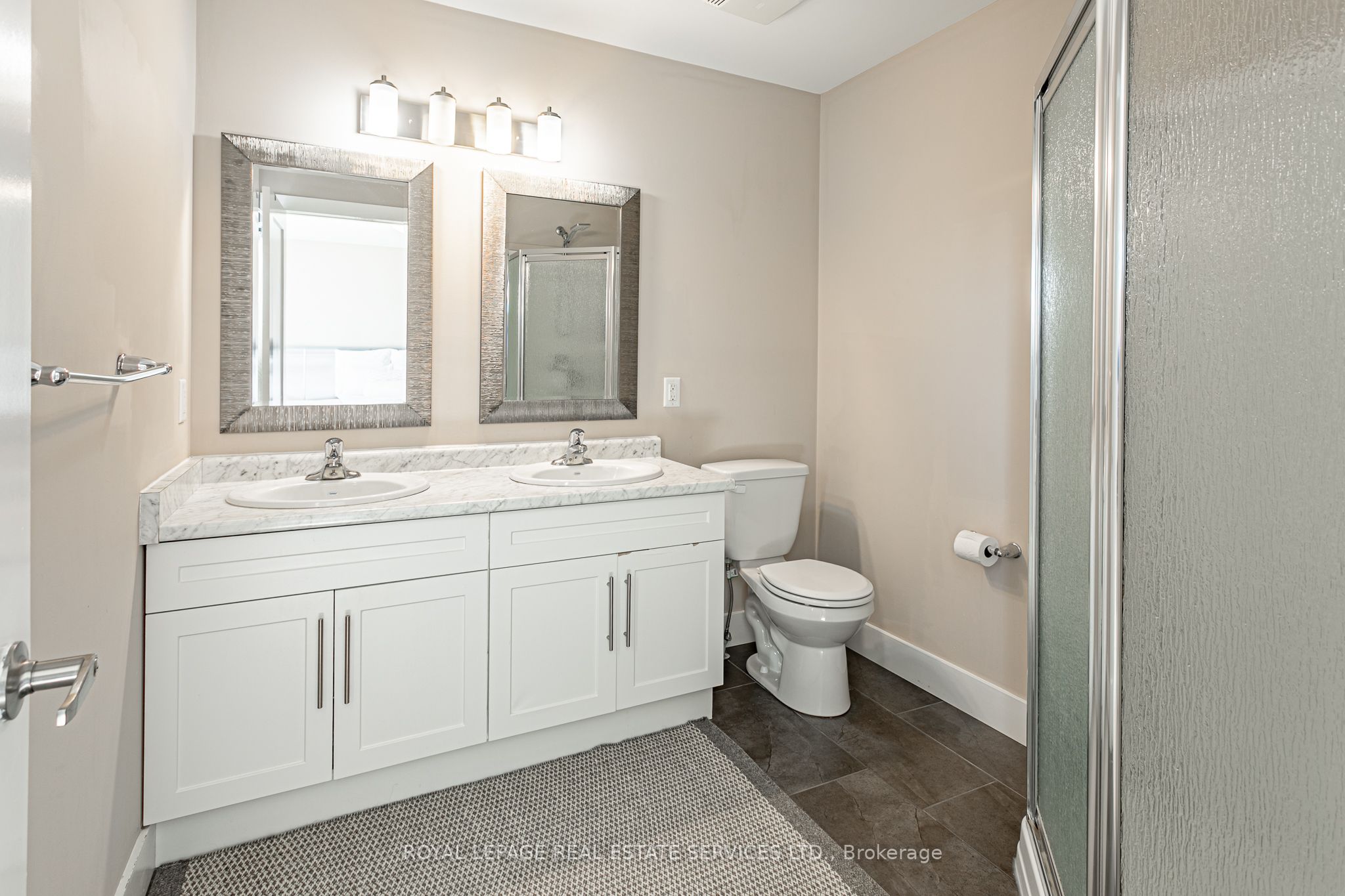 755 Freeport Street Property Photo 21