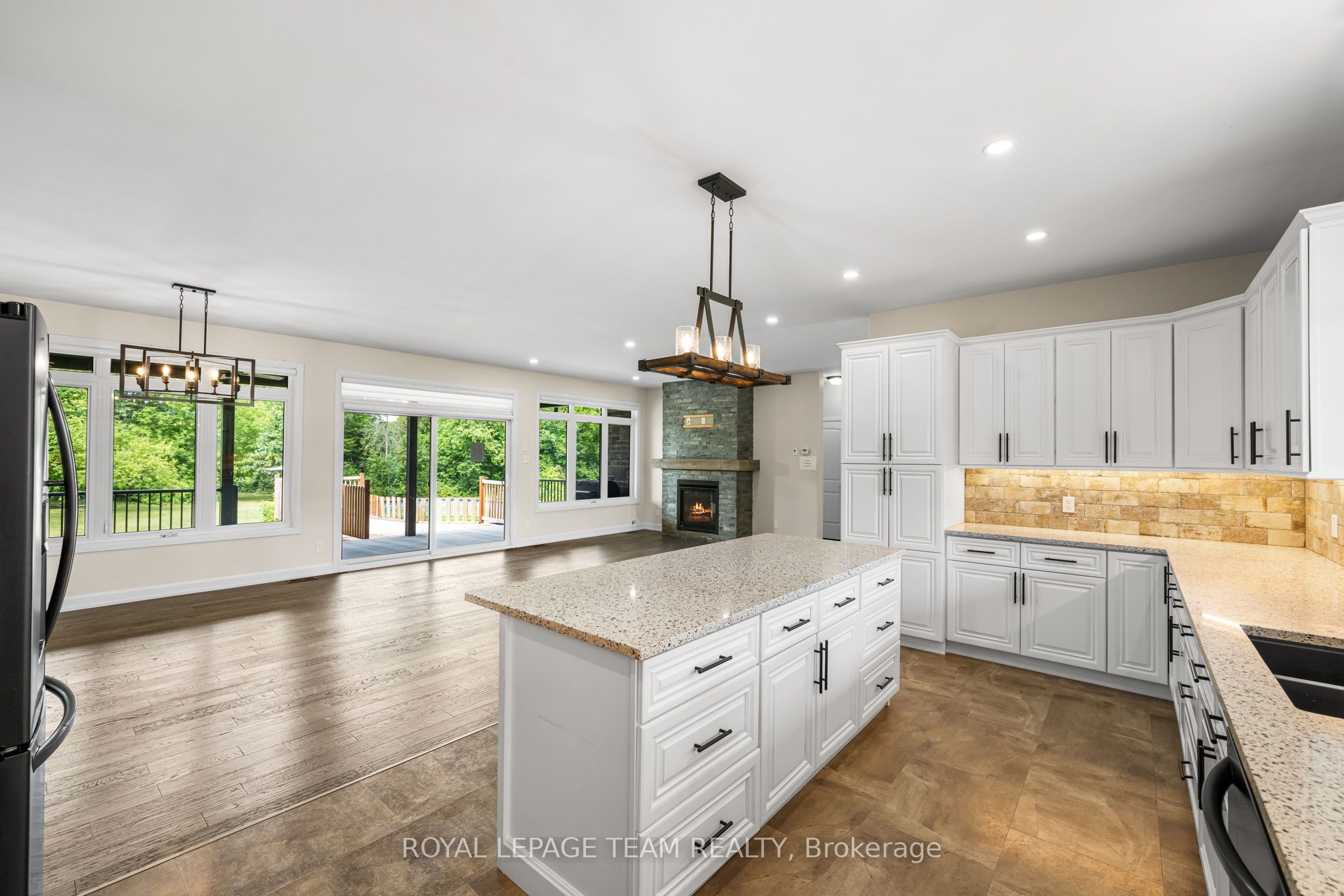 2500 Kearns Way Property Photo 10
