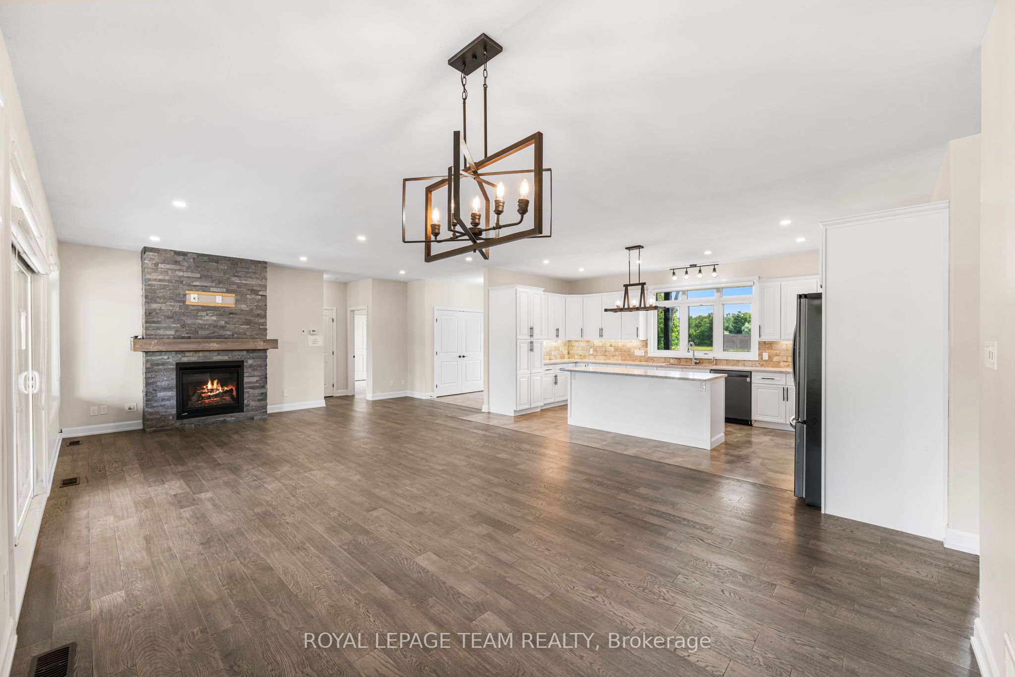 2500 Kearns Way Property Photo 13