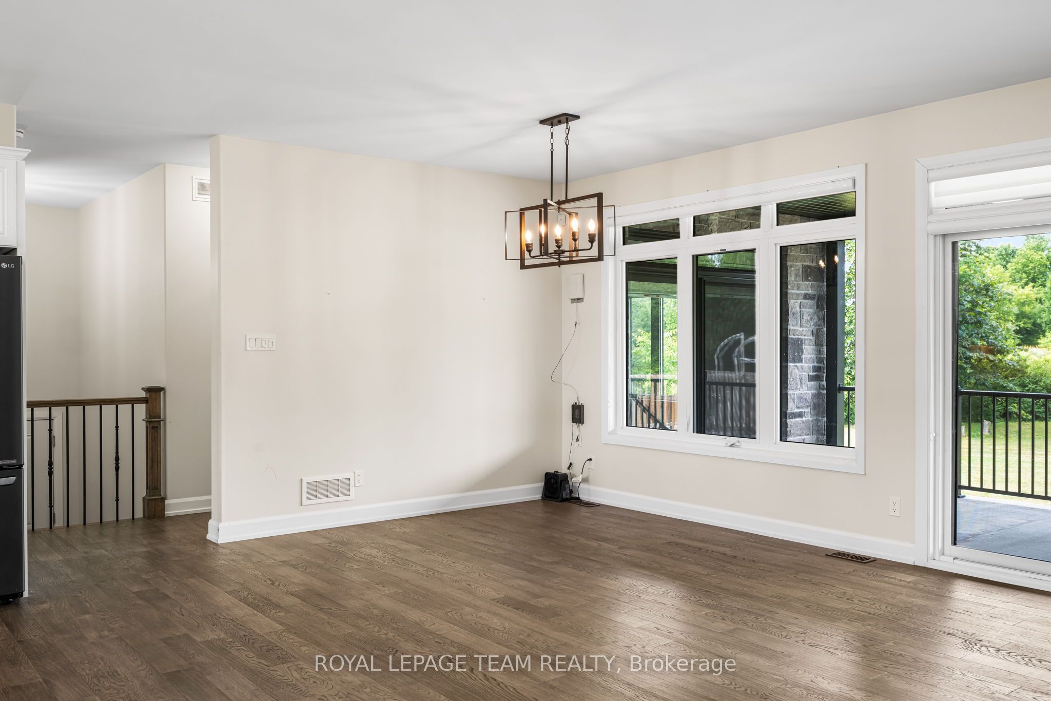2500 Kearns Way Property Photo 15
