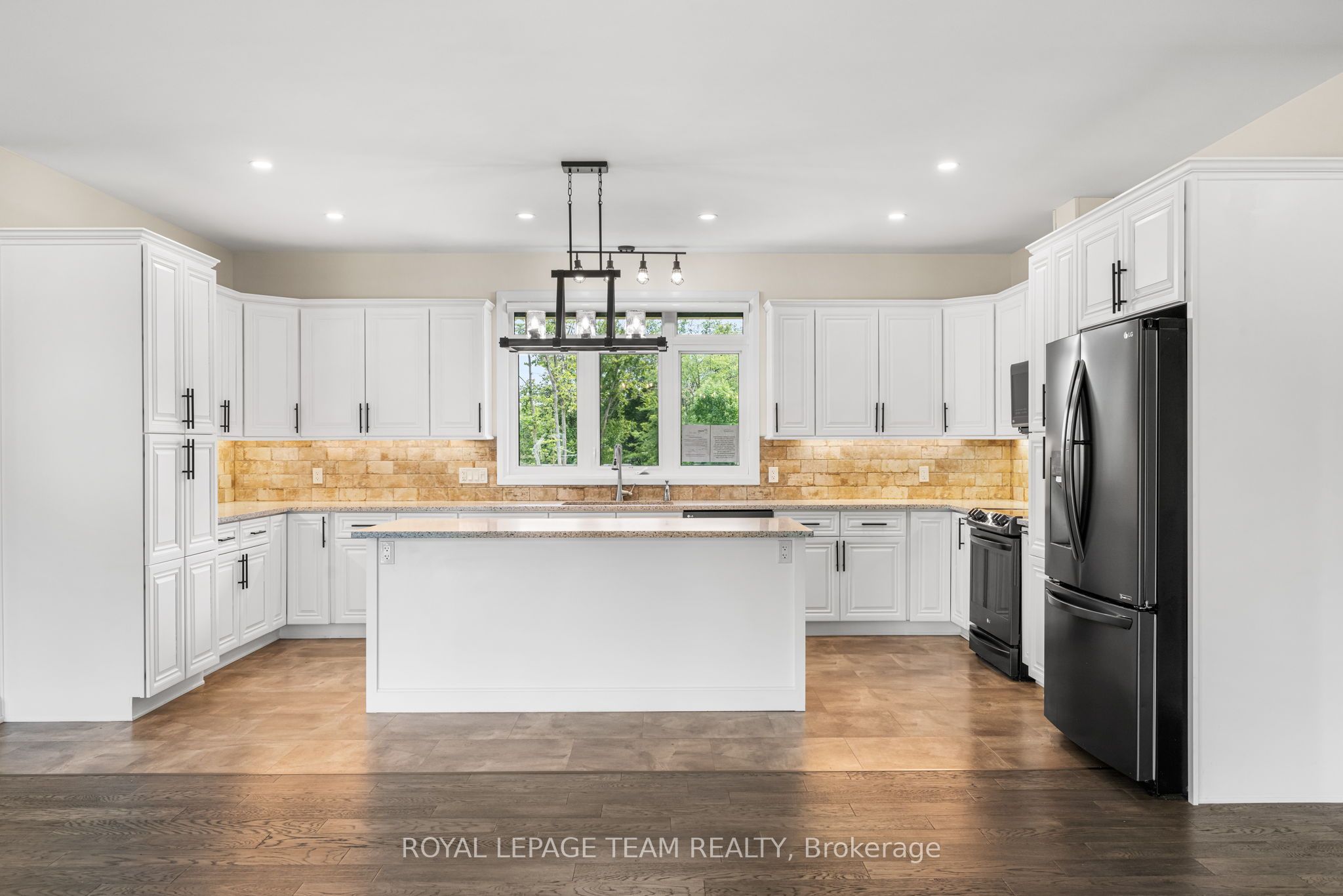 2500 Kearns Way Property Photo 16