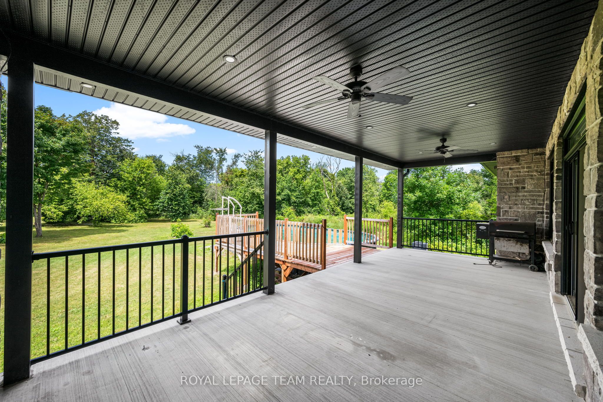 2500 Kearns Way Property Photo 18