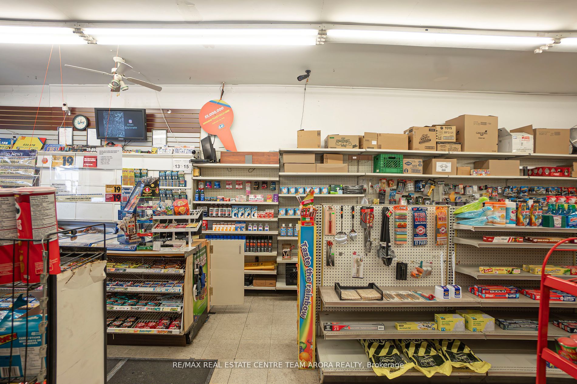 #main - 66 Erie Avenue Property Photo 7