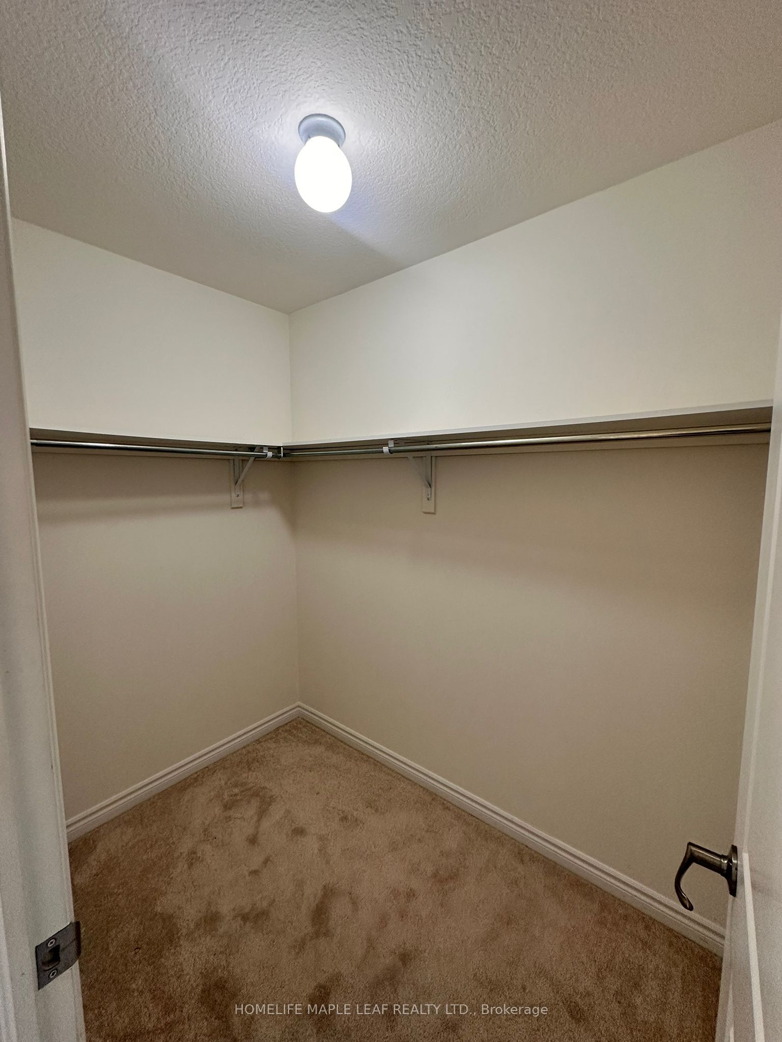 8 Stauffer Road Property Photo 13