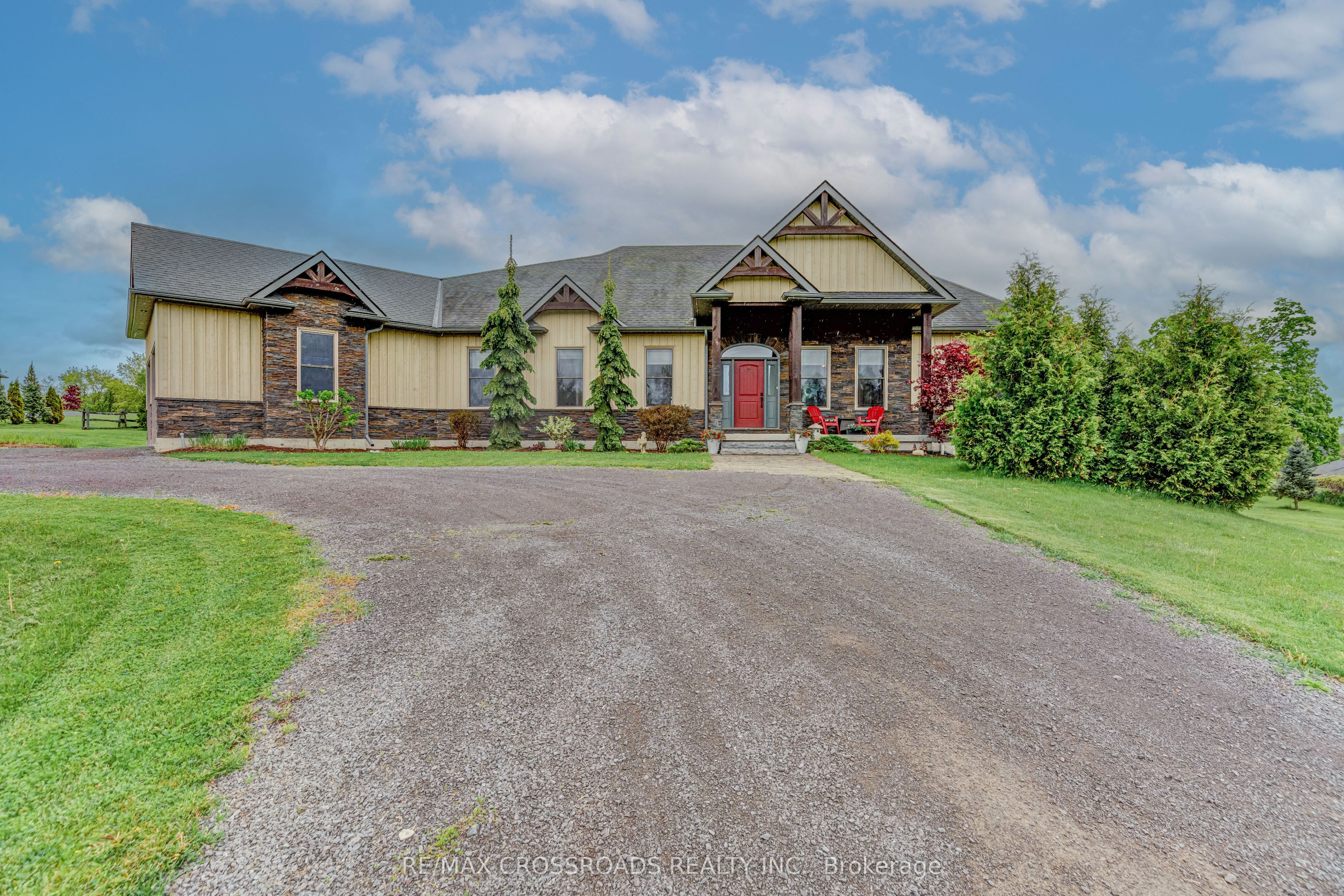 89 Gentlebreeze Drive