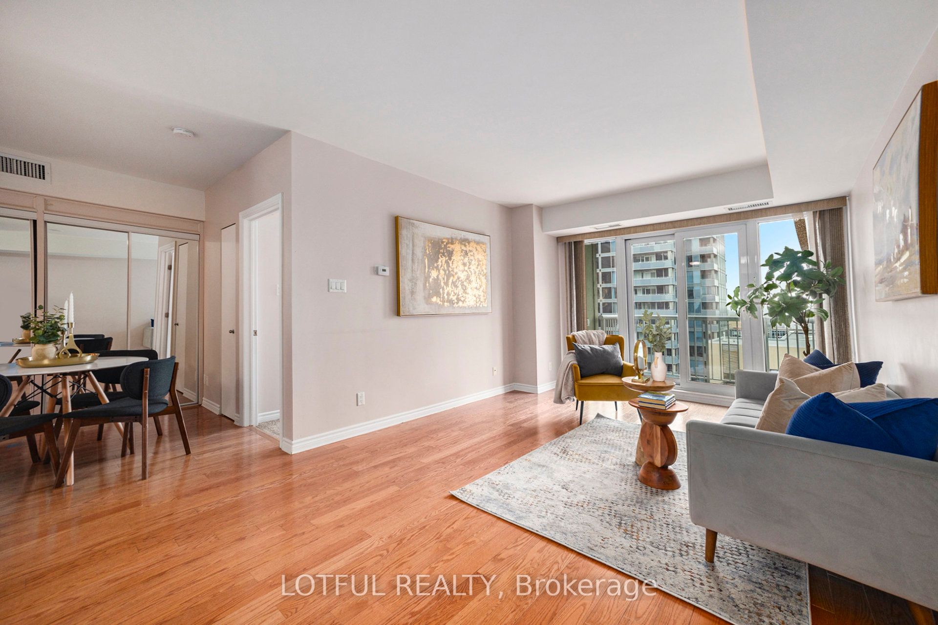 234 Rideau Street 1703 Property Photo 10