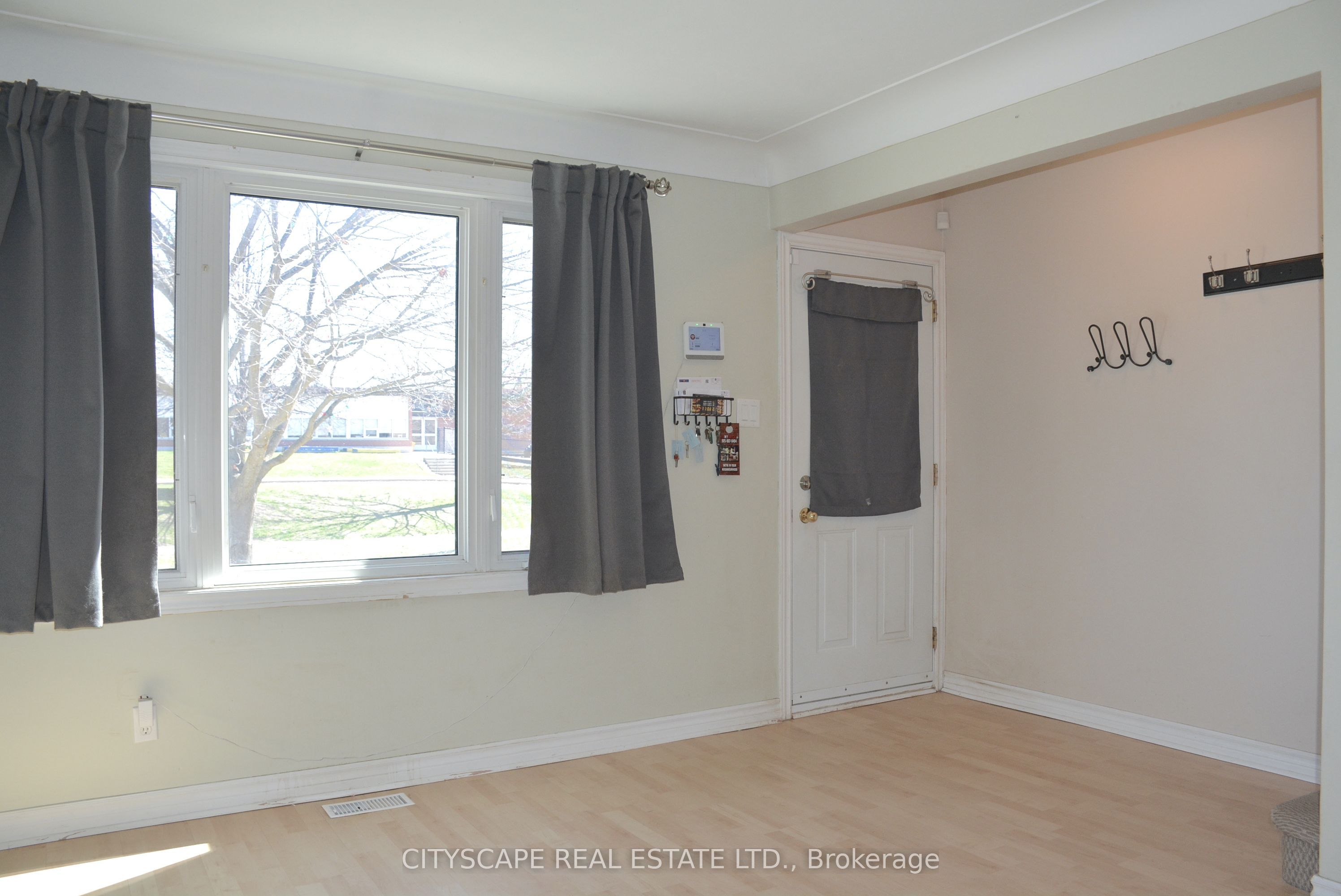 258 Lorne Avenue Property Photo 5