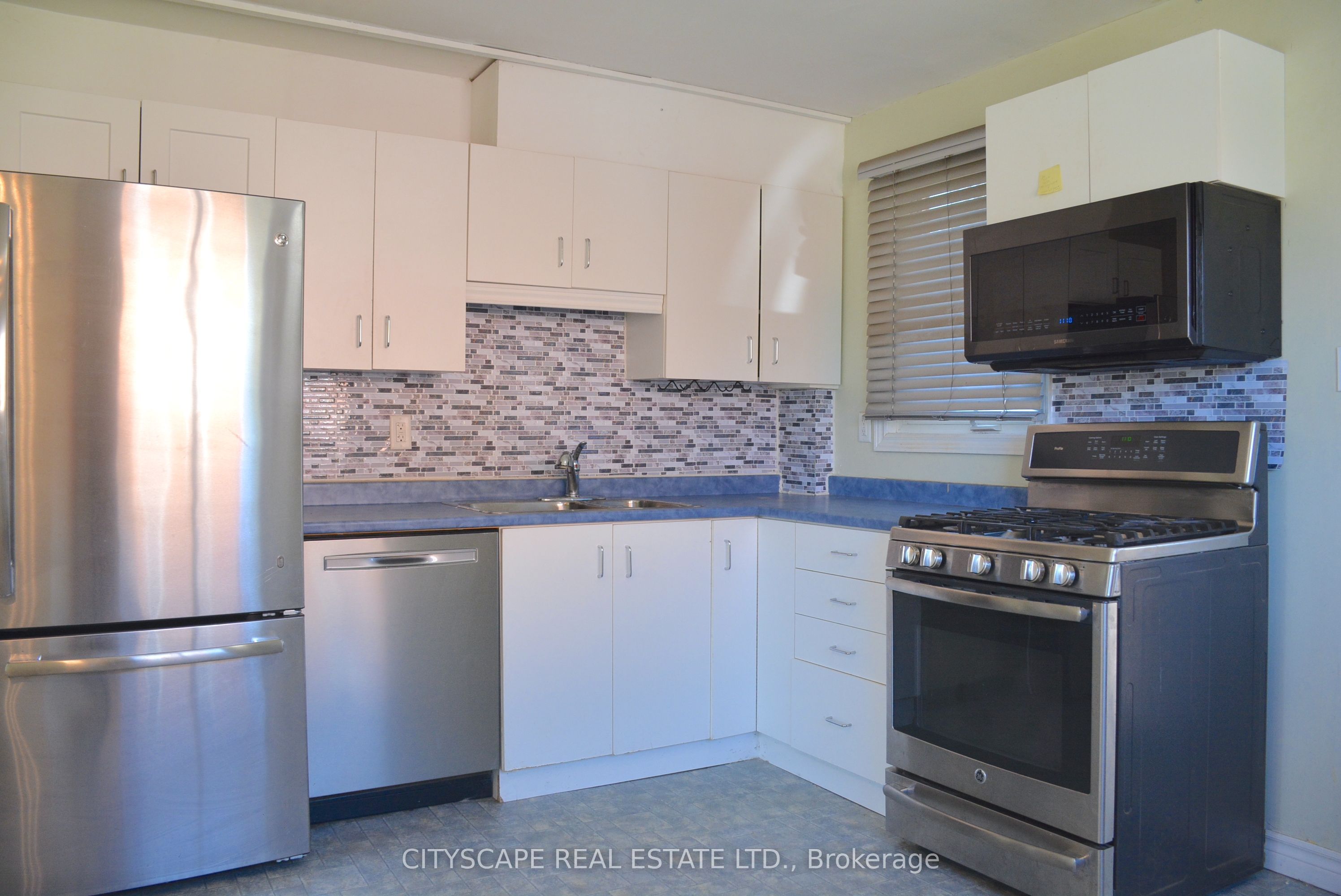 258 Lorne Avenue Property Photo 10