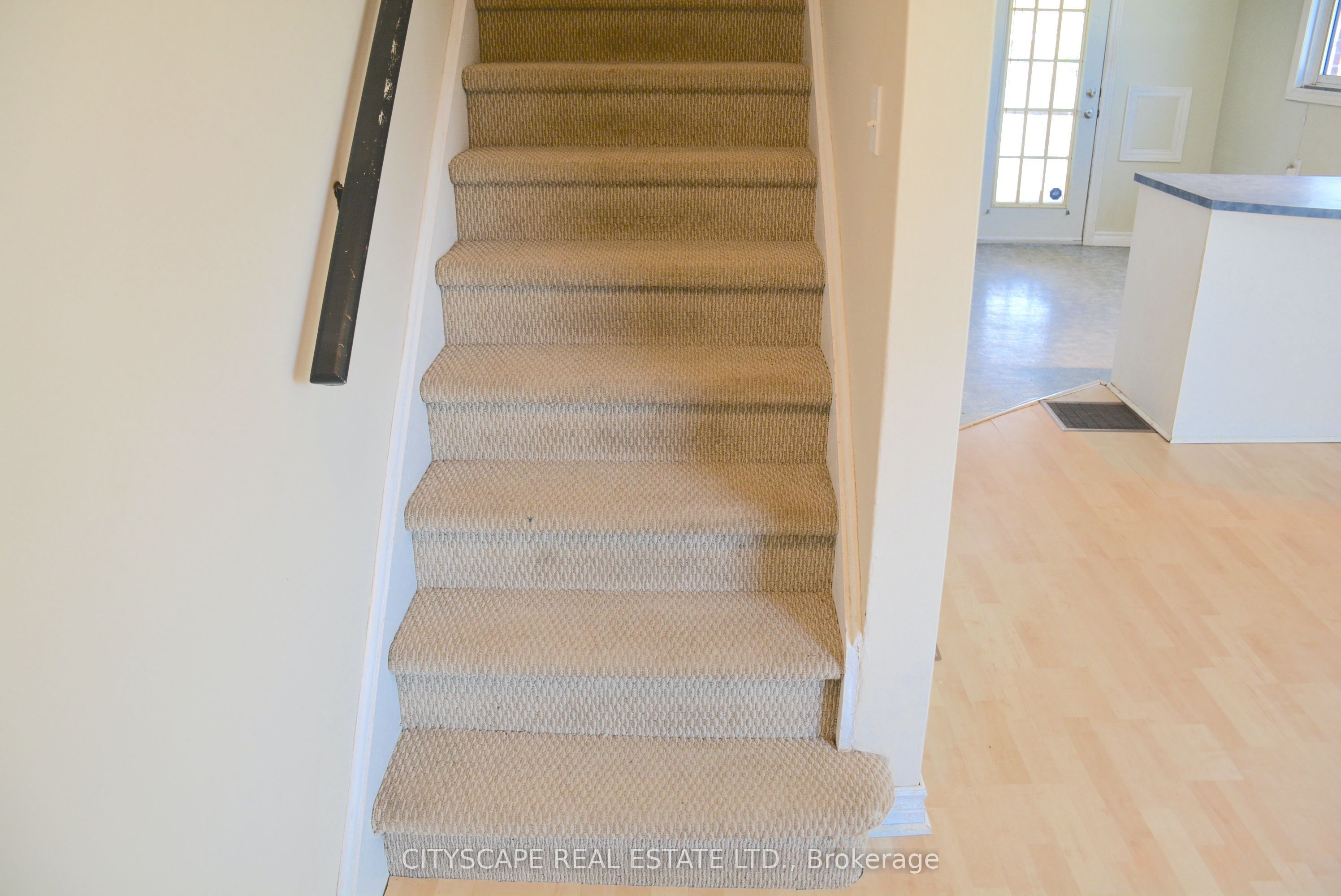 258 Lorne Avenue Property Photo 11