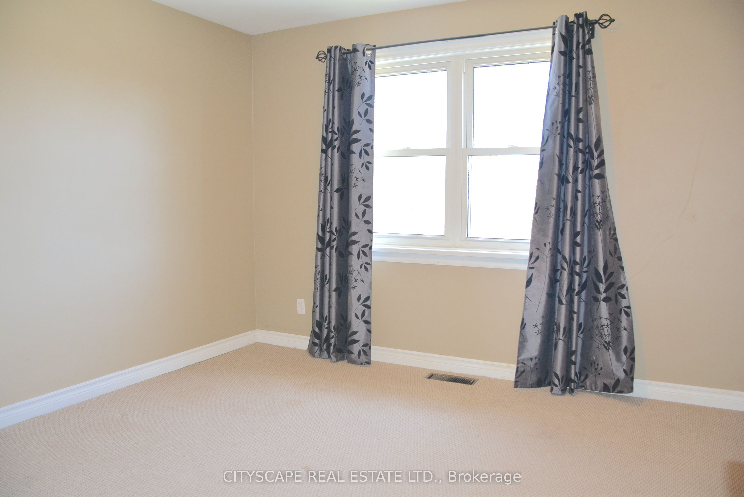 258 Lorne Avenue Property Photo 16