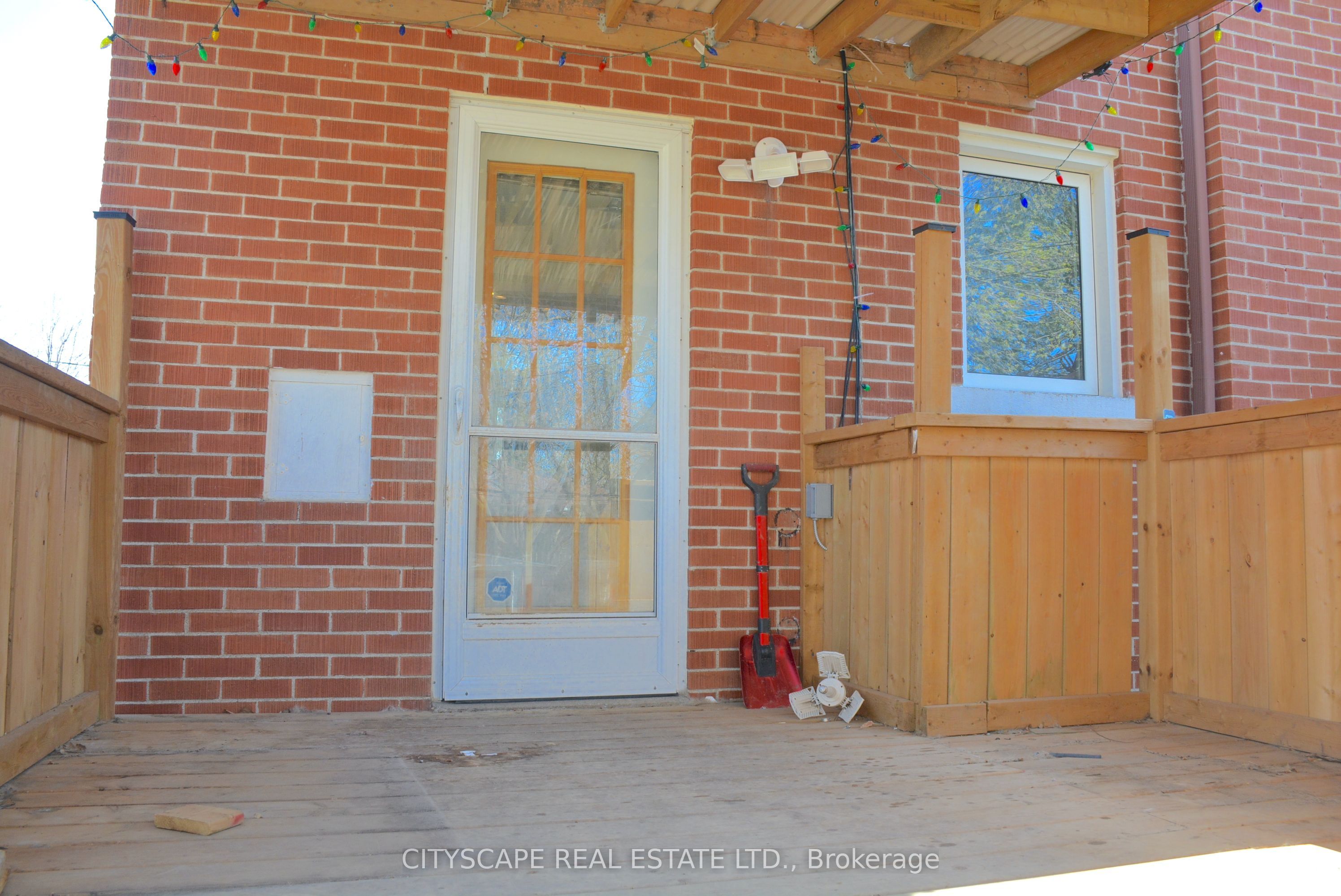 258 Lorne Avenue Property Photo 25
