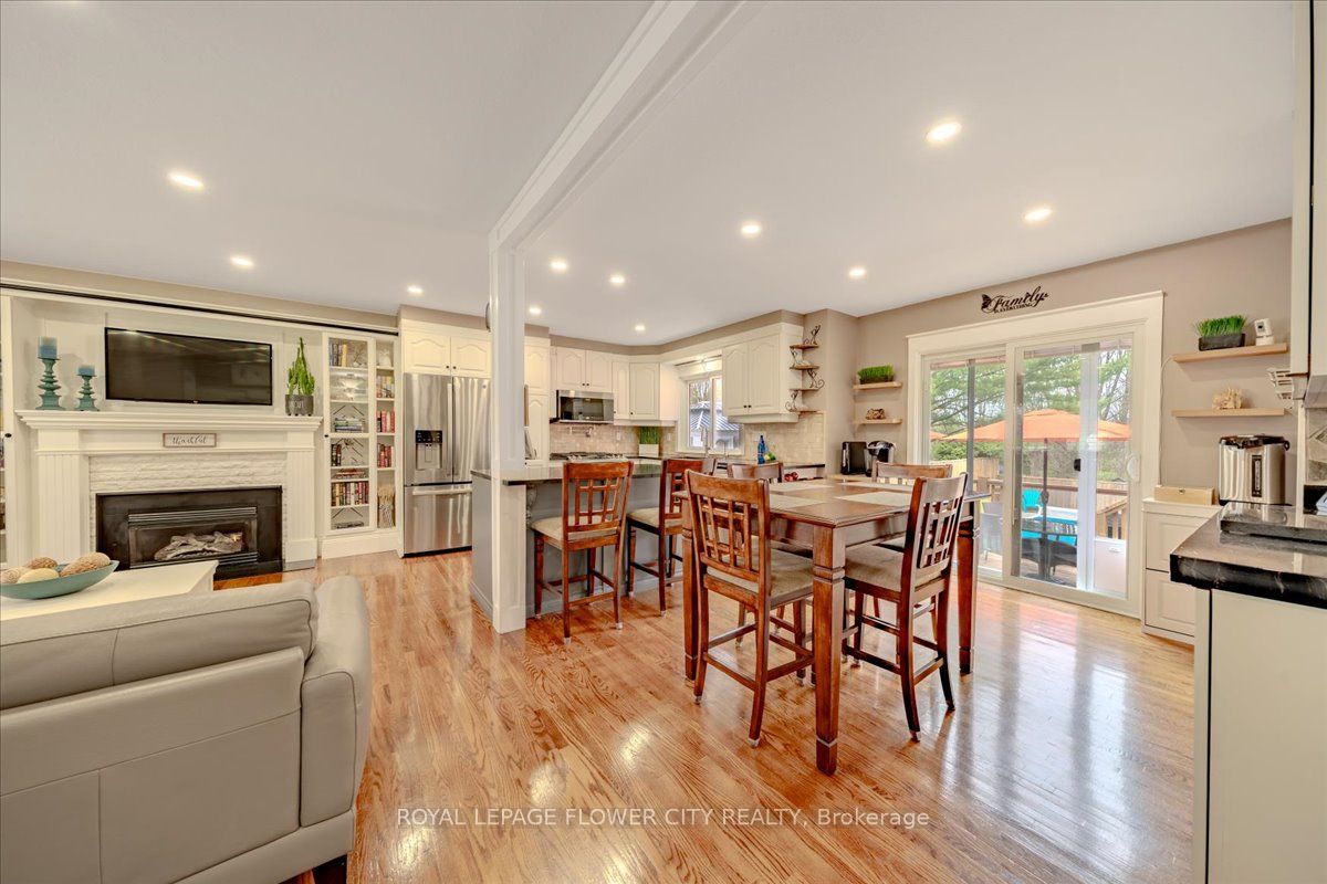 3511 Catherine Street Property Photo 6