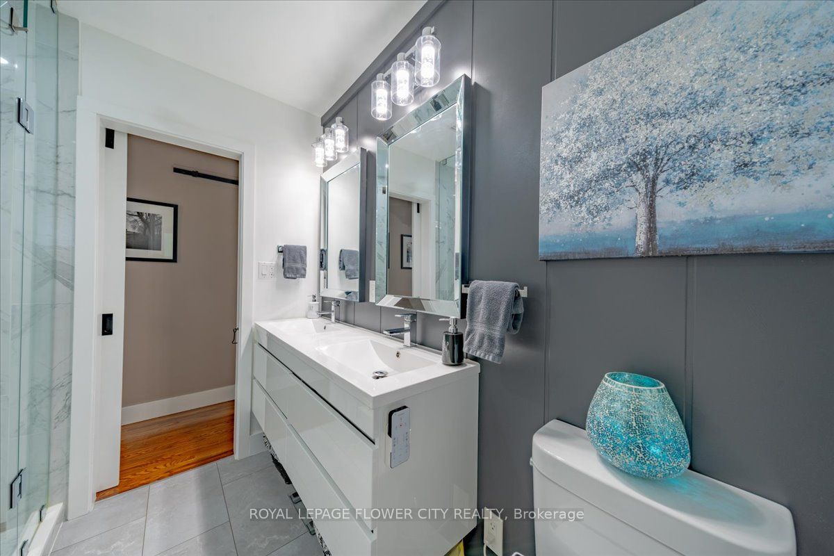 3511 Catherine Street Property Photo 8