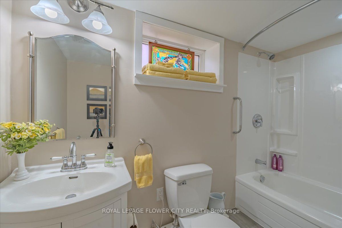 3511 Catherine Street Property Photo 18