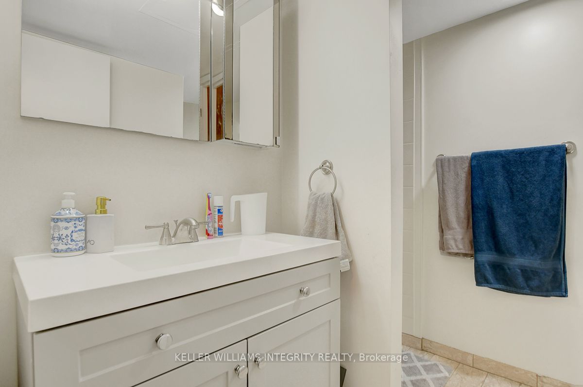#212 - 1025 Grenon Avenue Property Photo 27