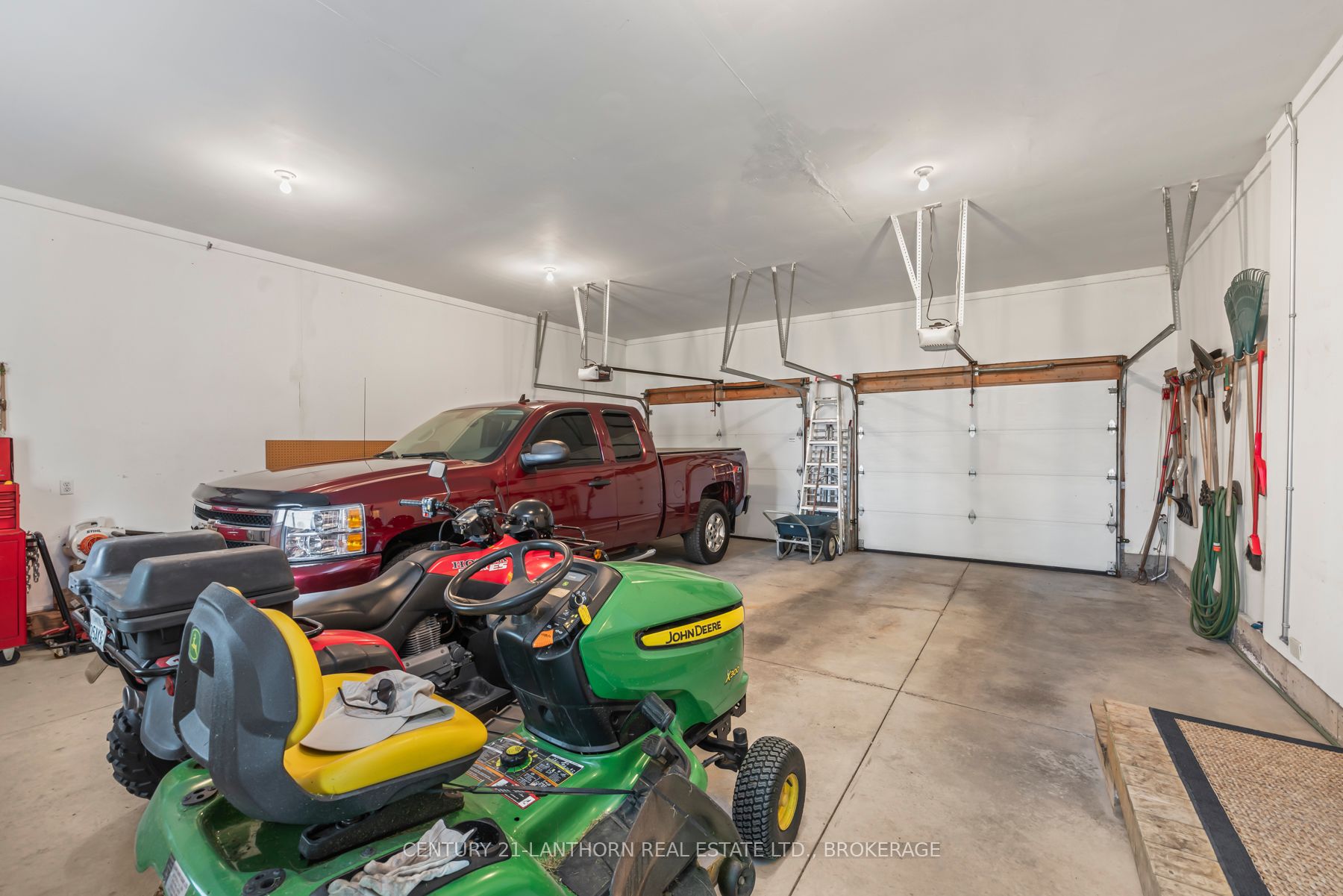 9430 County 2 Road W Property Photo 40