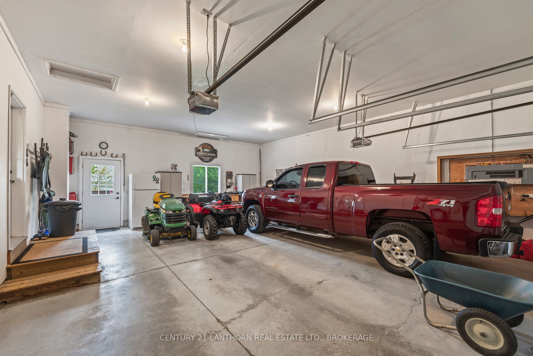 9430 County 2 Road W Property Photo 41