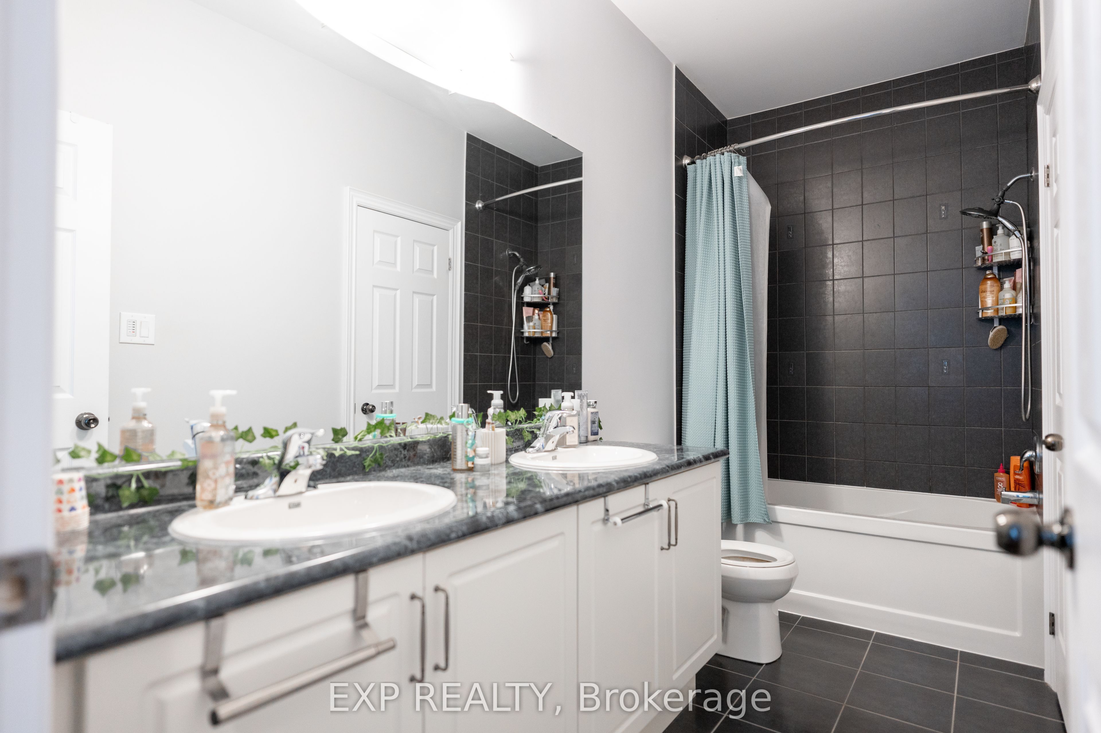 8375 Elderberry Drive Property Photo 15
