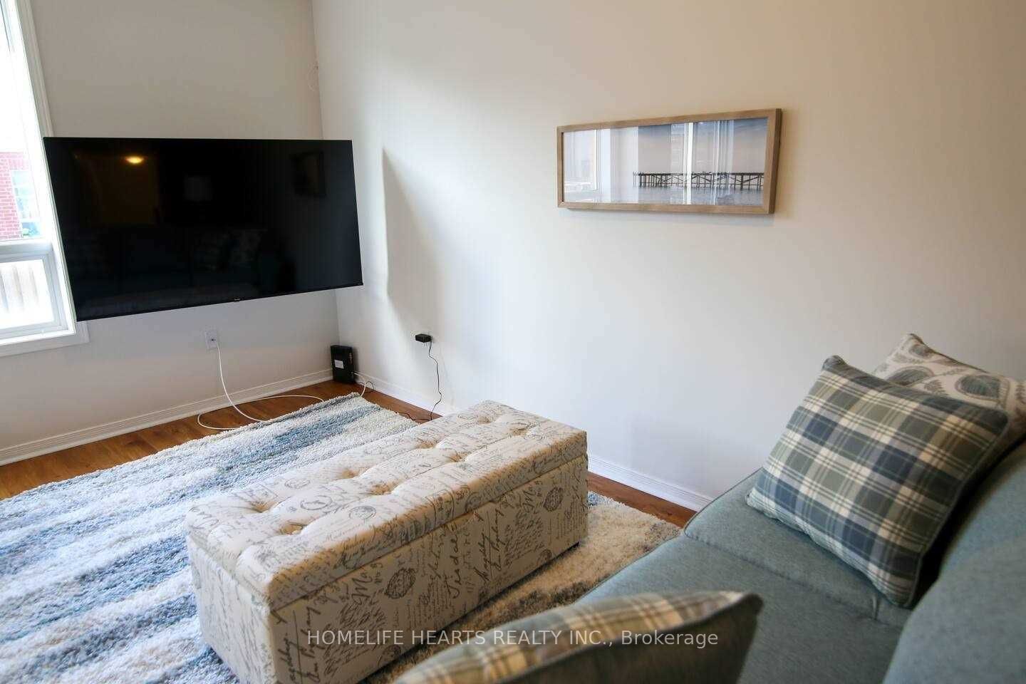70 Palace Beach Trail Property Photo 3