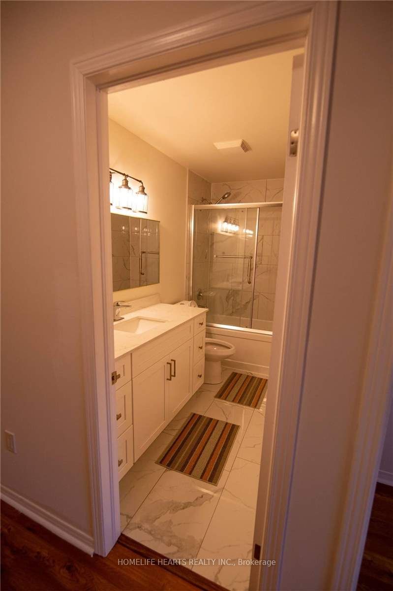 70 Palace Beach Trail Property Photo 25
