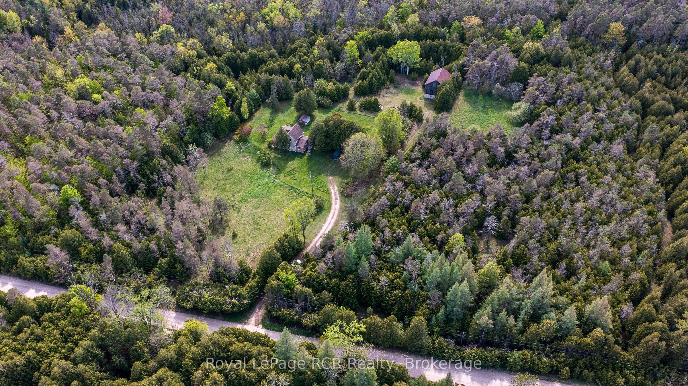 134780 20 Sideroad Property Photo 4