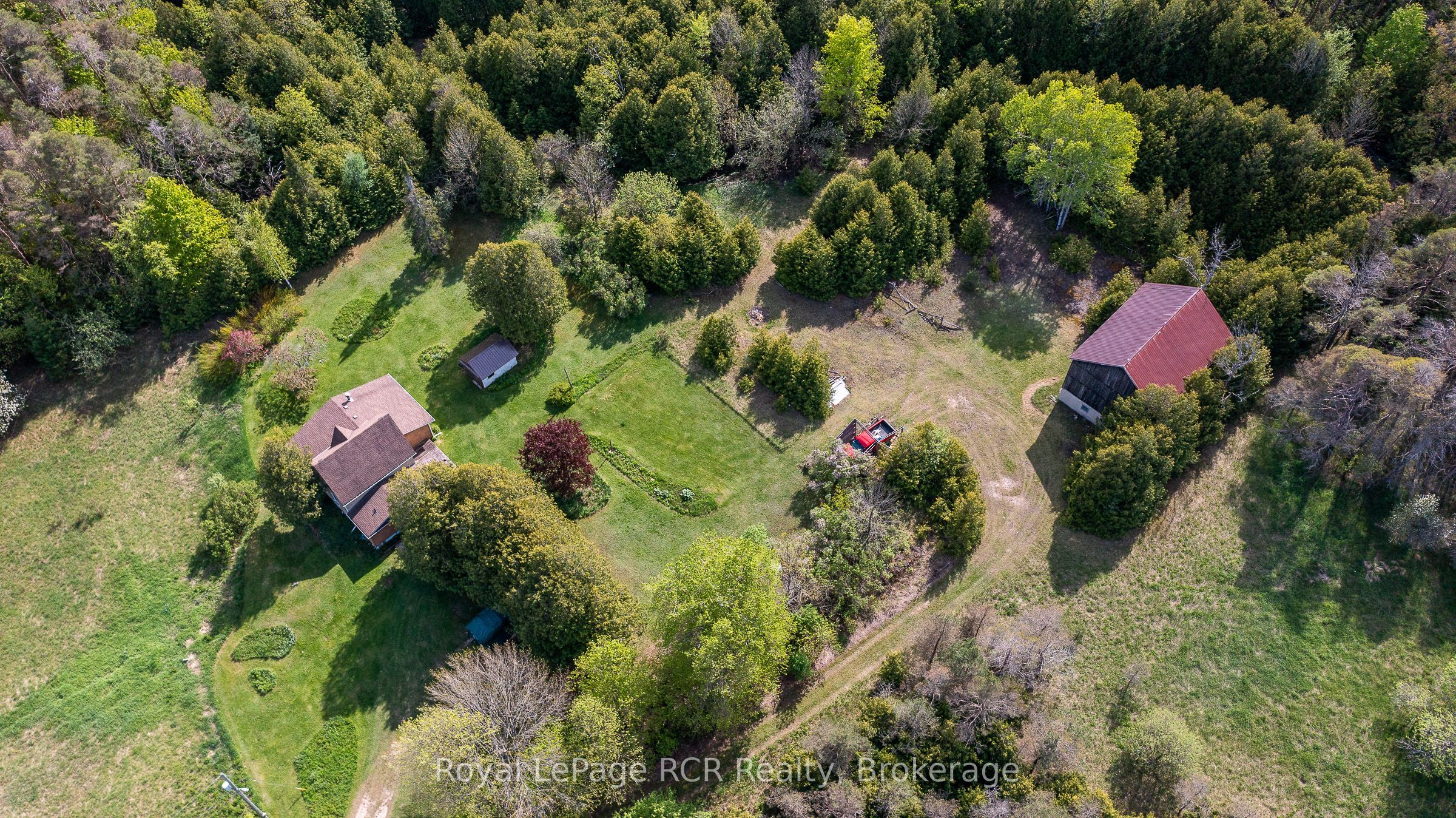 134780 20 Sideroad Property Photo 6