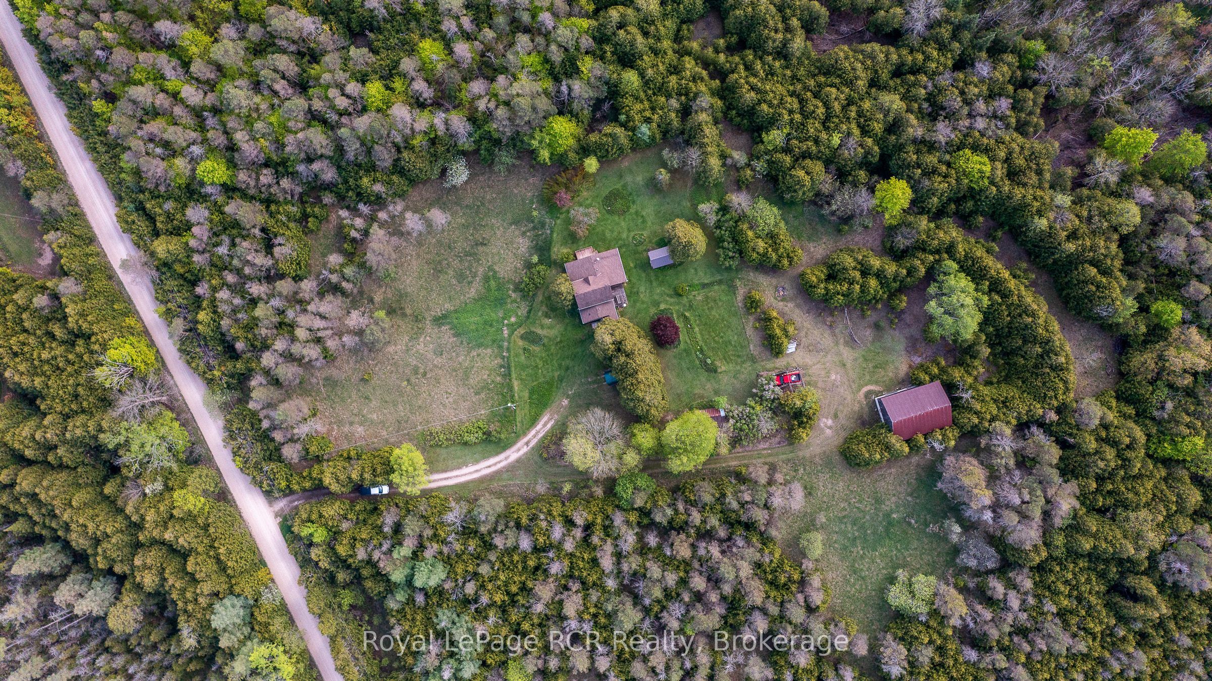 134780 20 Sideroad Property Photo 10