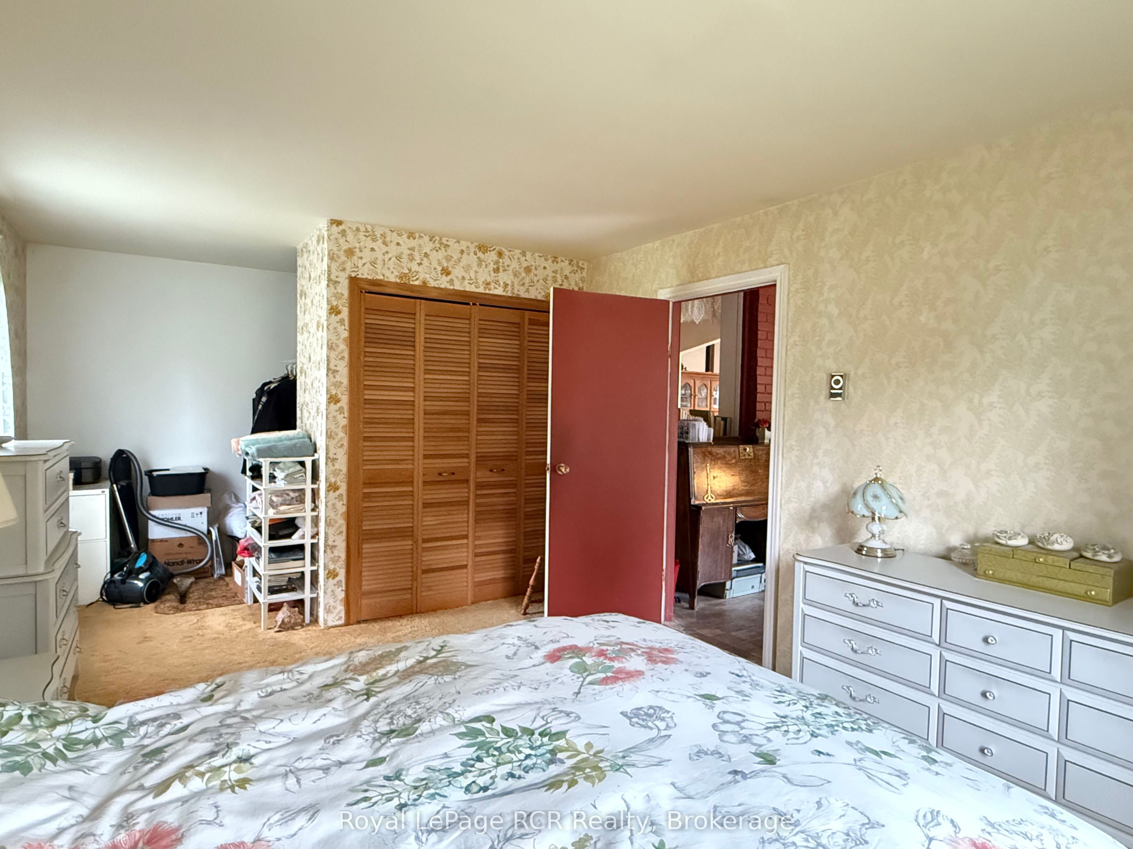 134780 20 Sideroad Property Photo 35
