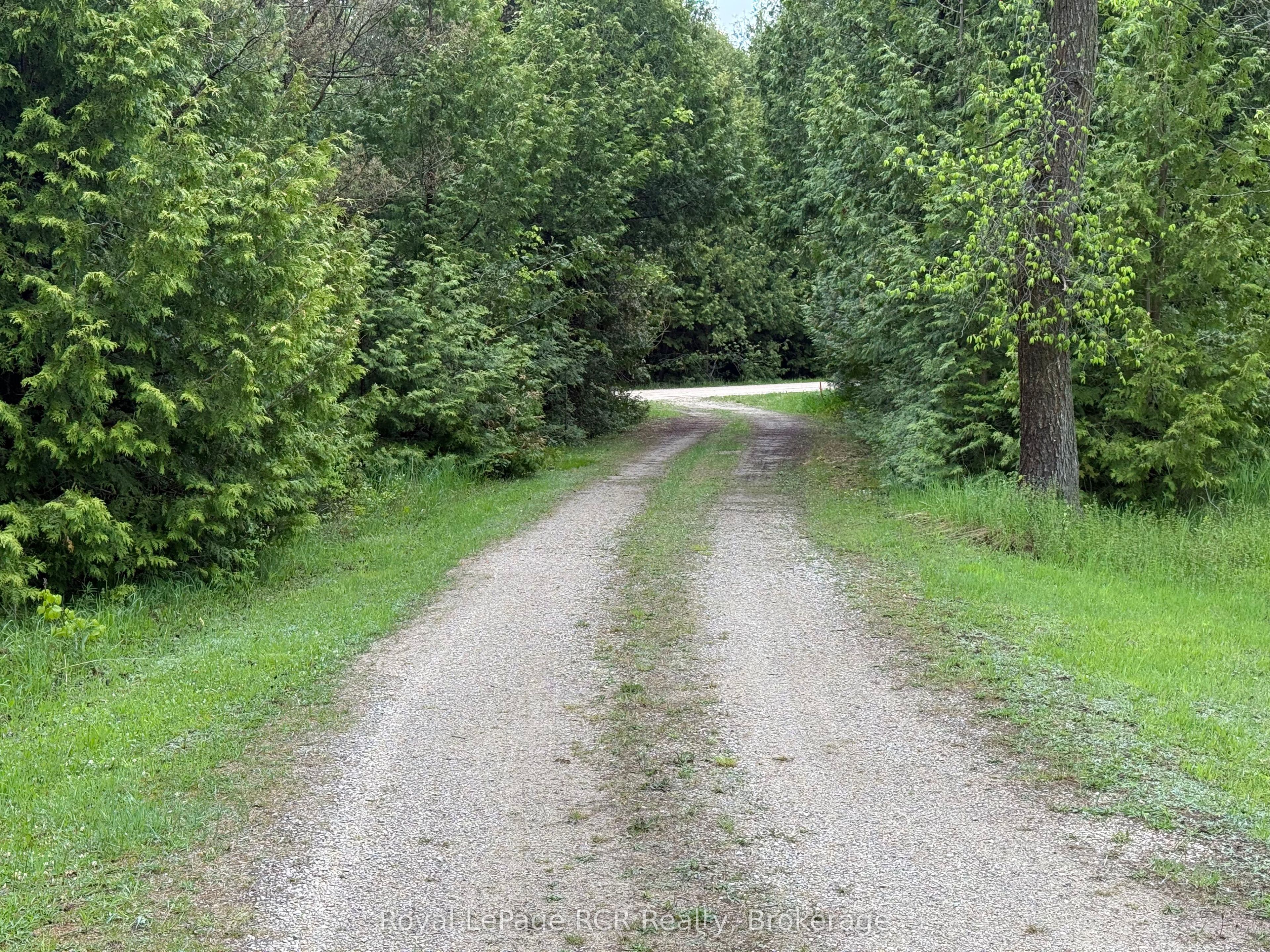 134780 20 Sideroad Property Photo 36