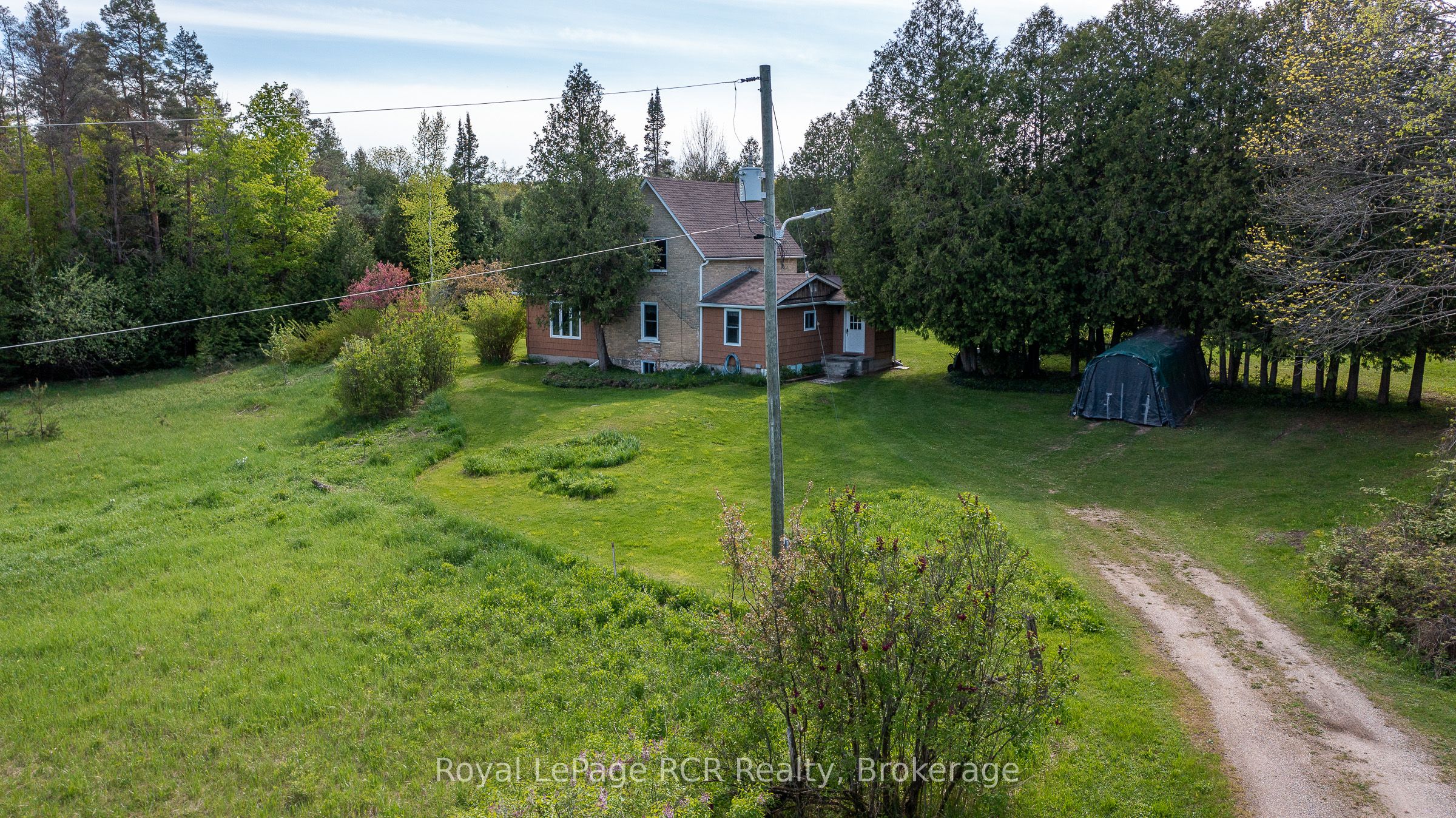 134780 20 Sideroad Property Photo 37
