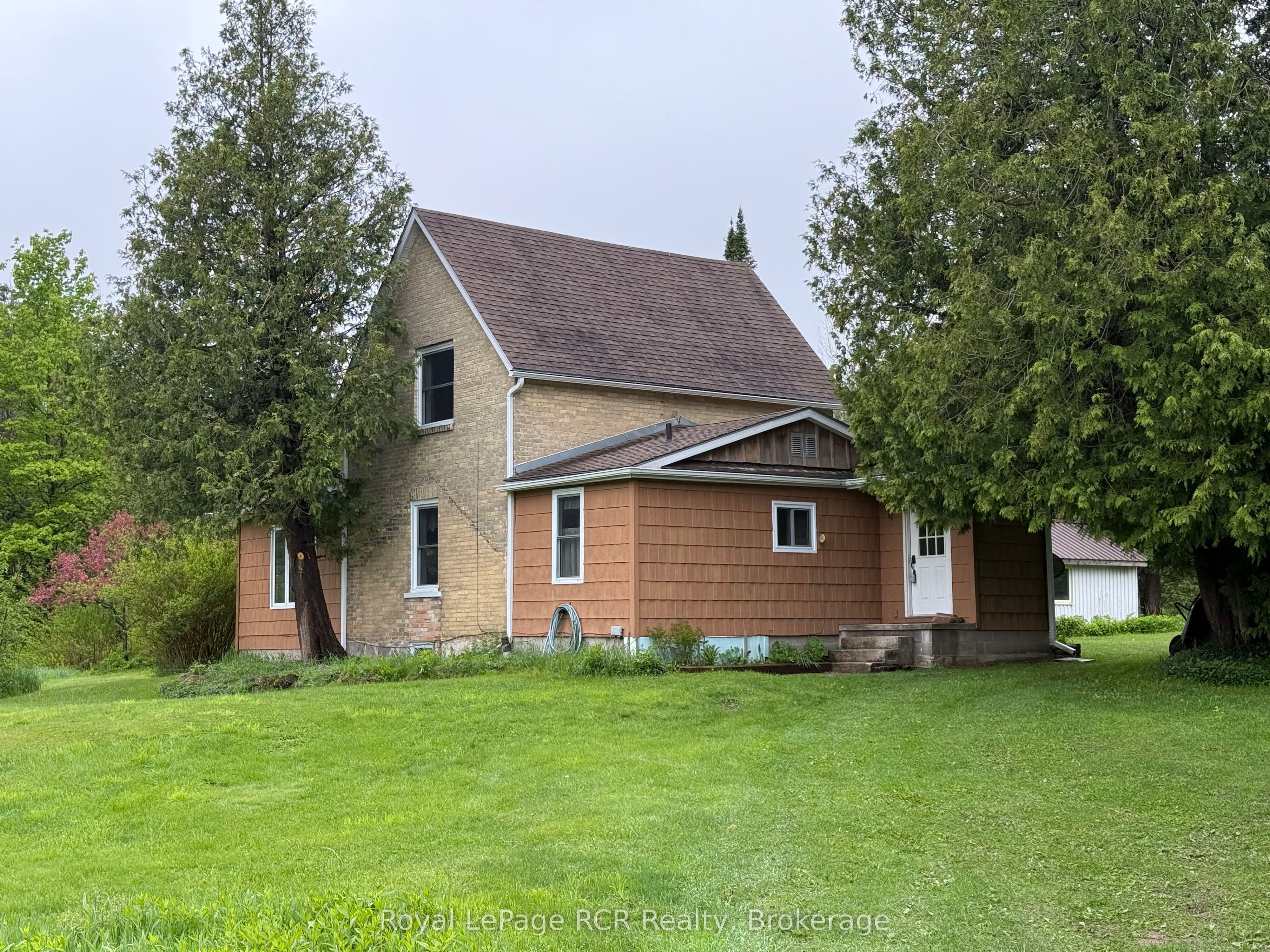 134780 20 Sideroad Property Photo 39