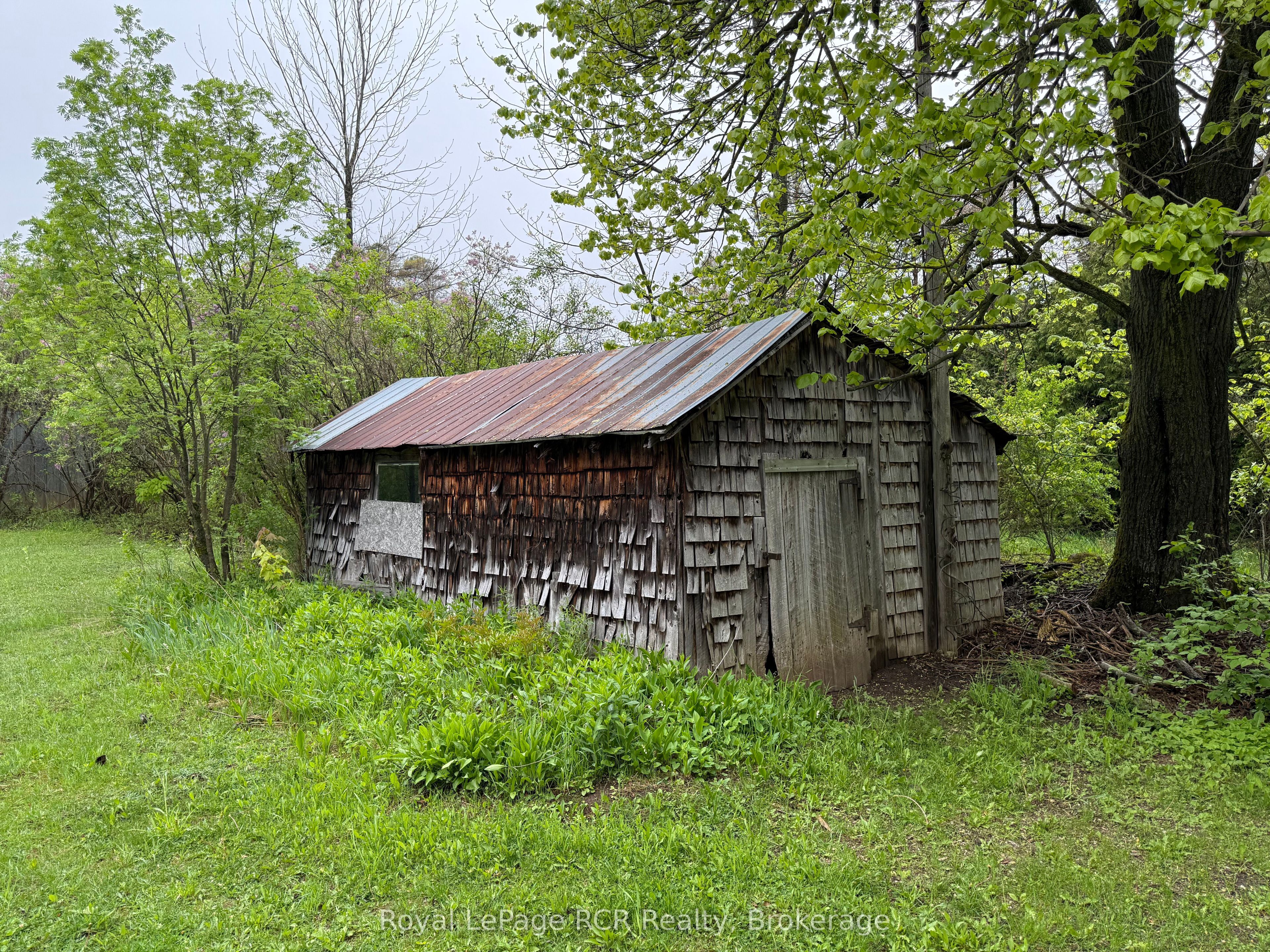 134780 20 Sideroad Property Photo 42