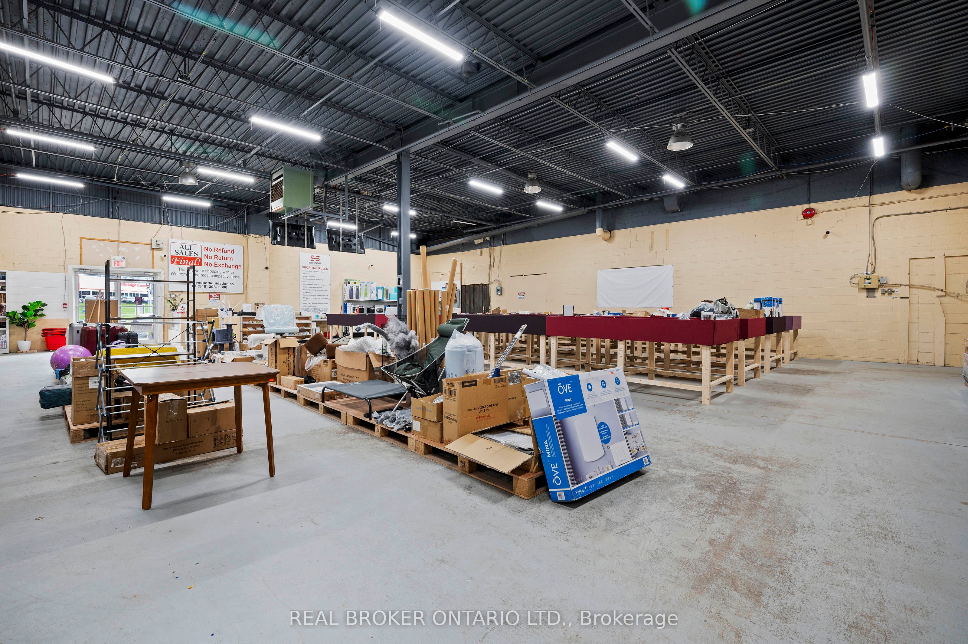 261 Hespeler Rd Property Photo 11