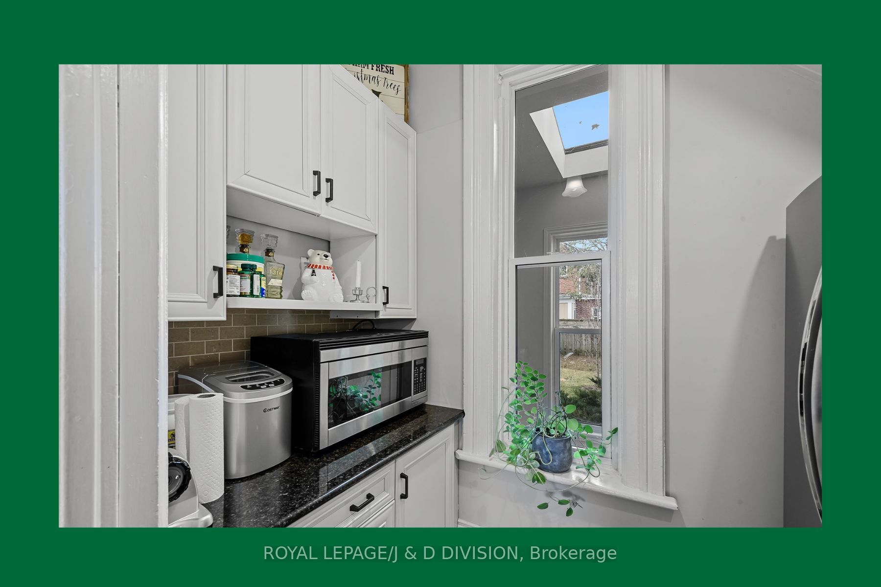 #lakefield - 16 Albert Street Property Photo 12