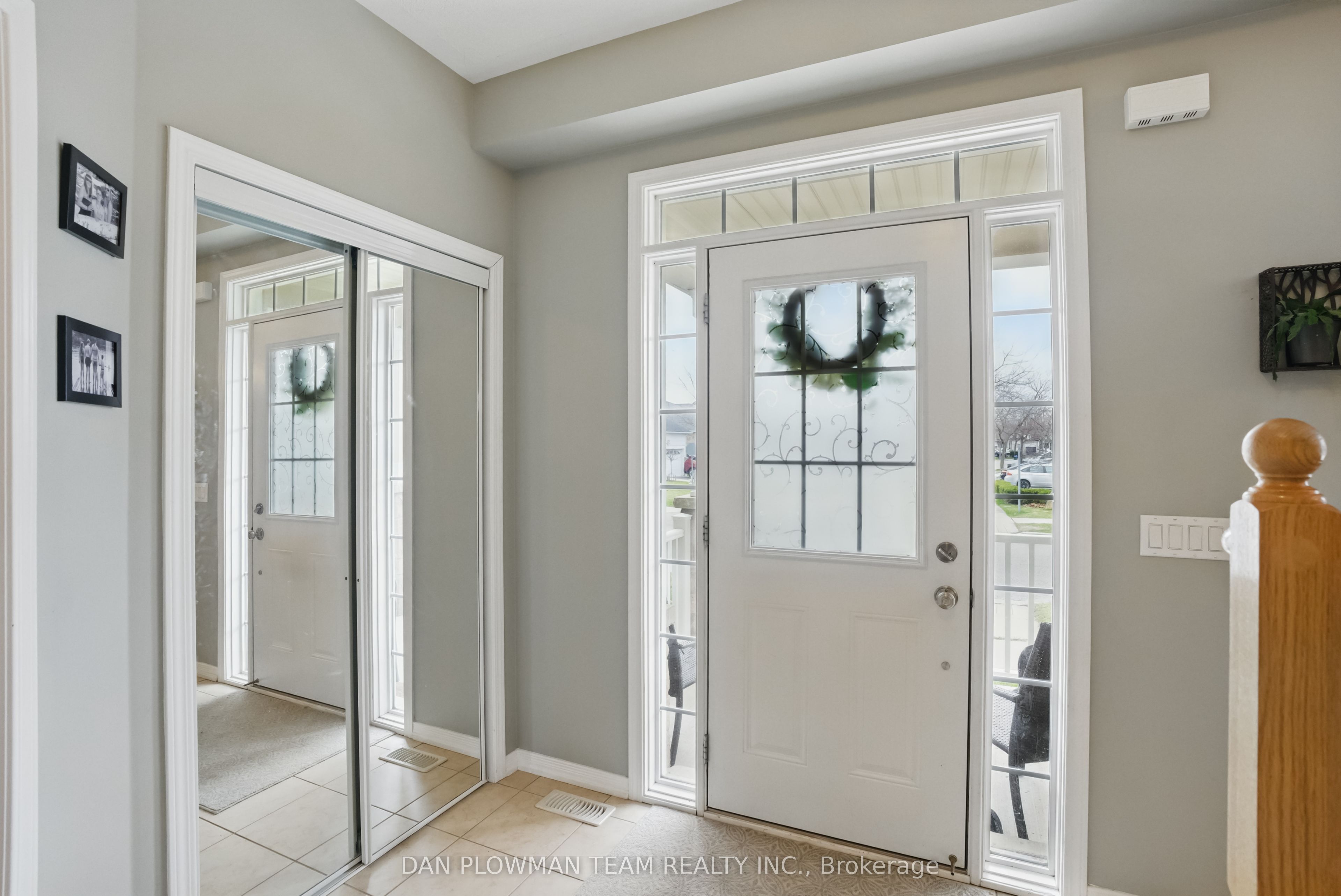 764 Carlisle Street Property Photo 2