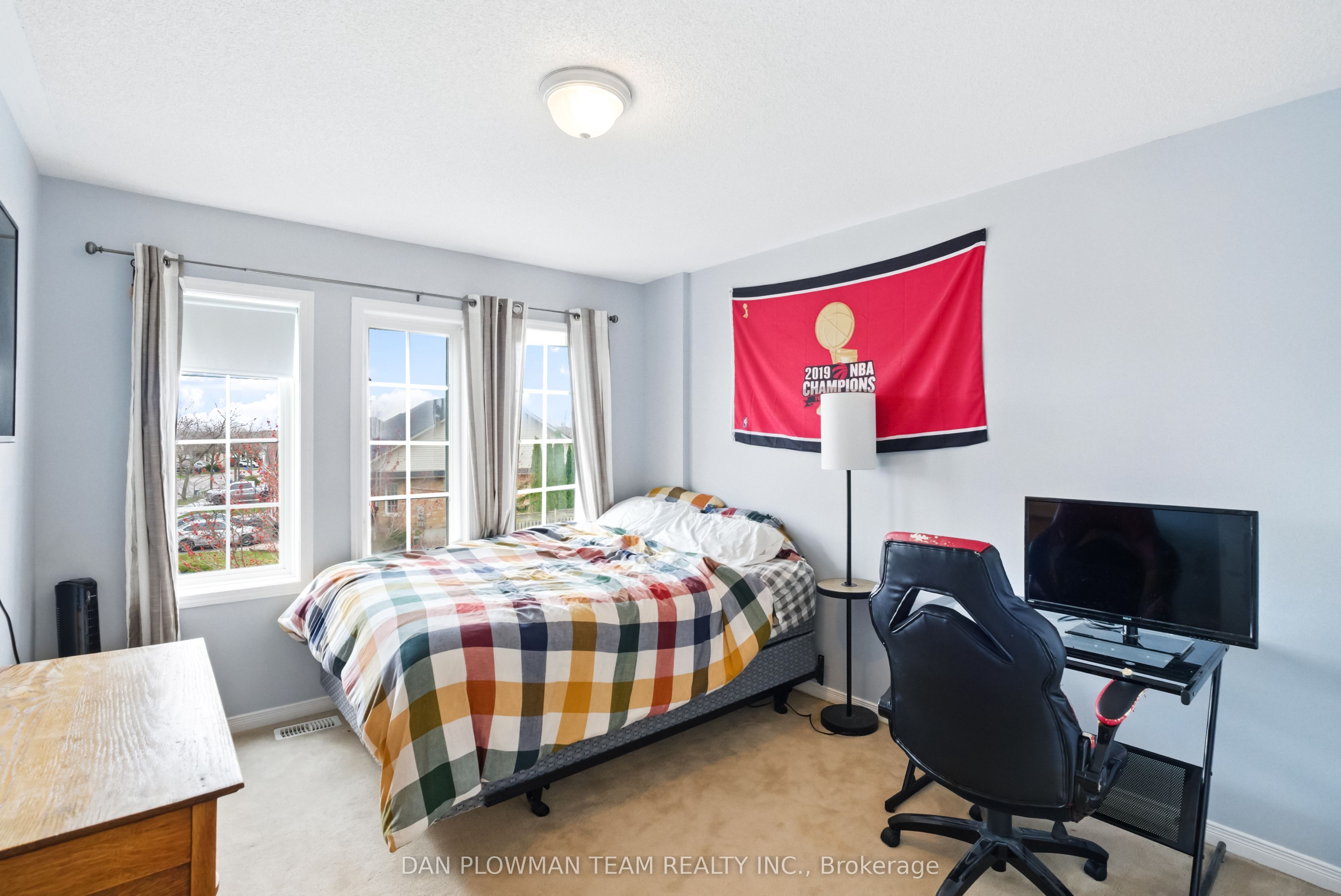 764 Carlisle Street Property Photo 27