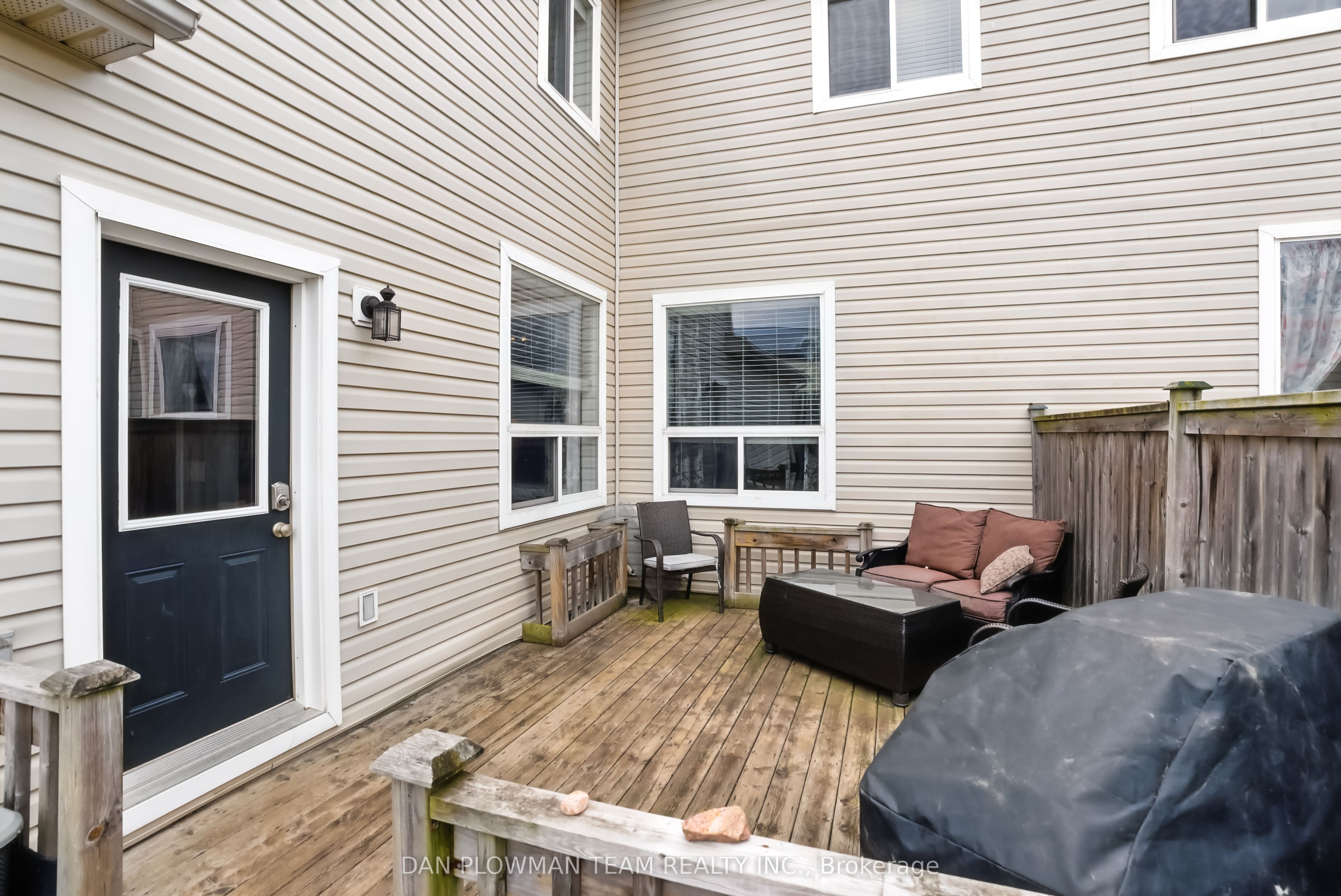 764 Carlisle Street Property Photo 36