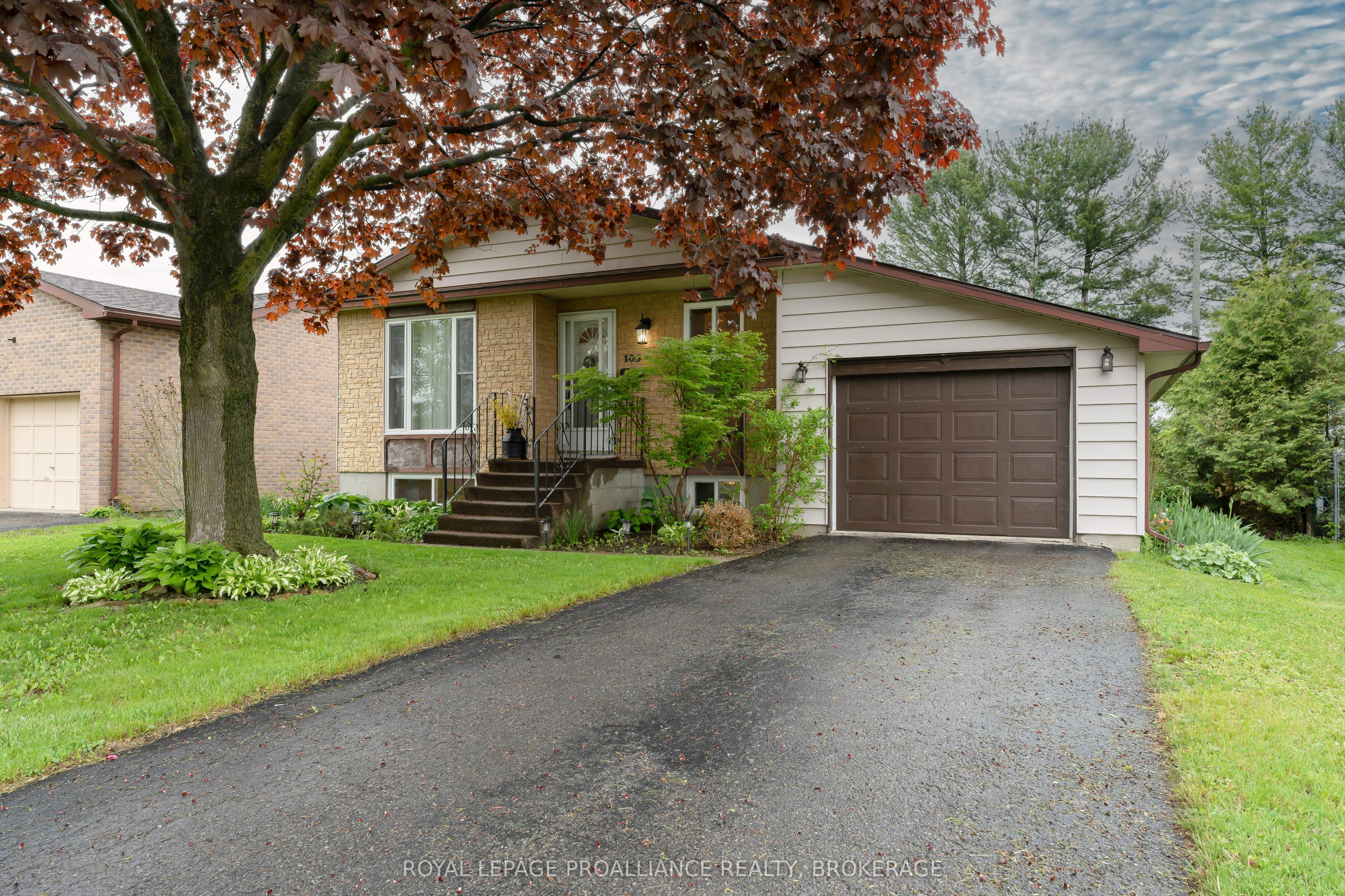 103 Elmwood Drive Property Photo 1