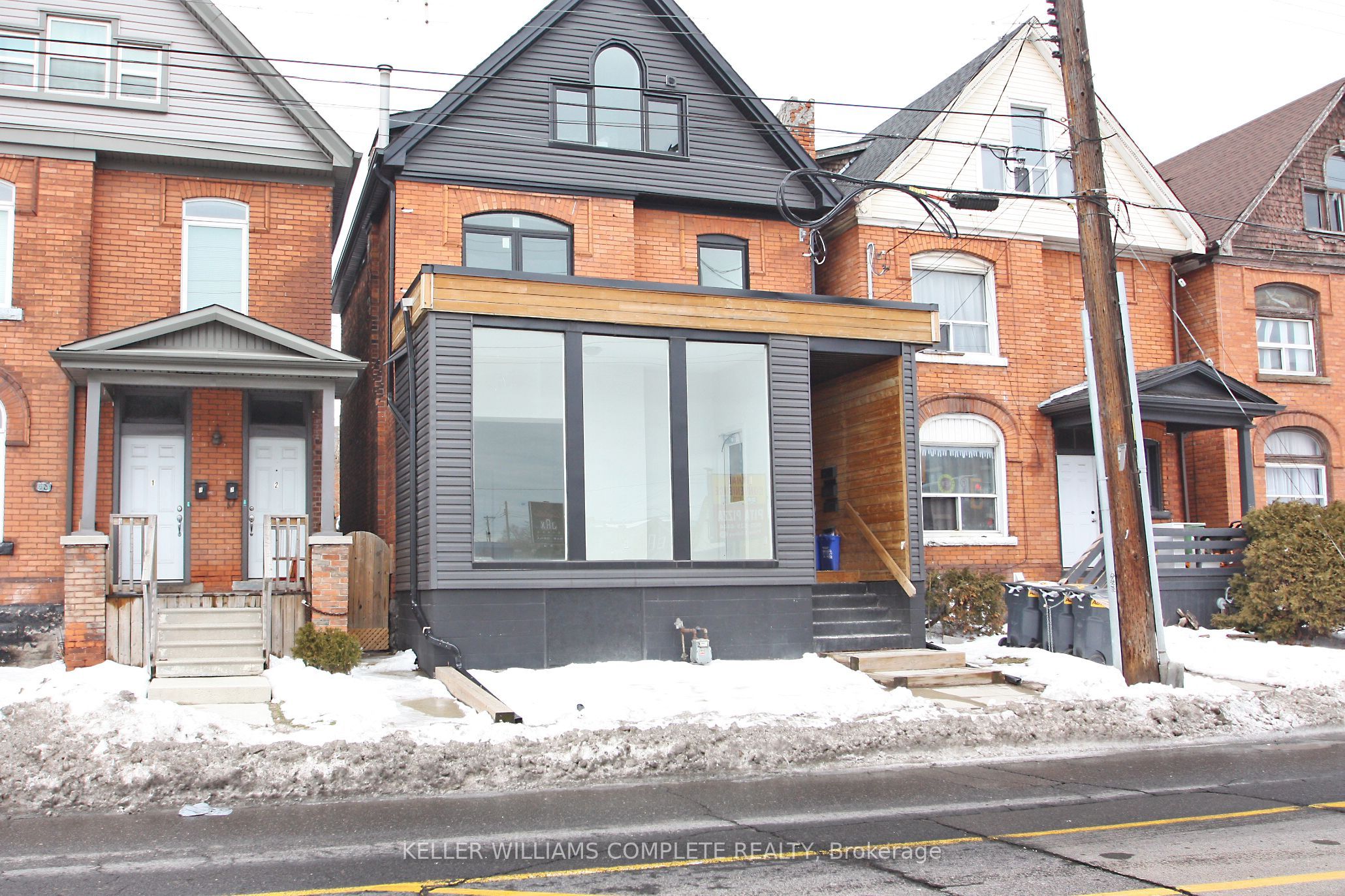 #1 - 76 Wentworth Street Property Photo 1