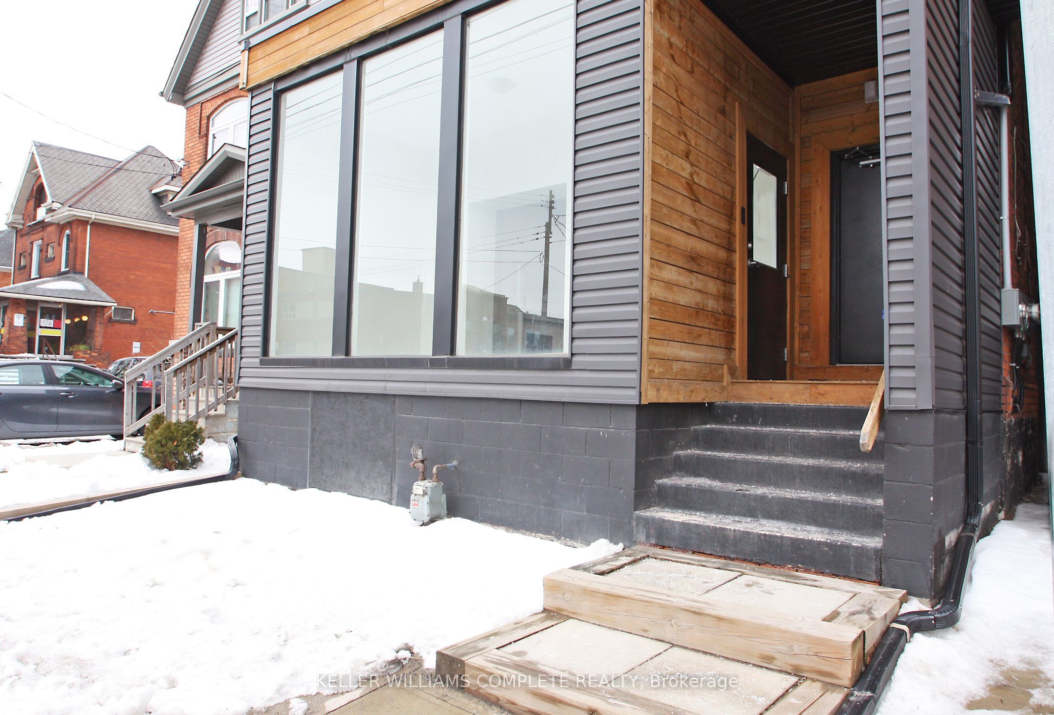 #1 - 76 Wentworth Street Property Photo 4