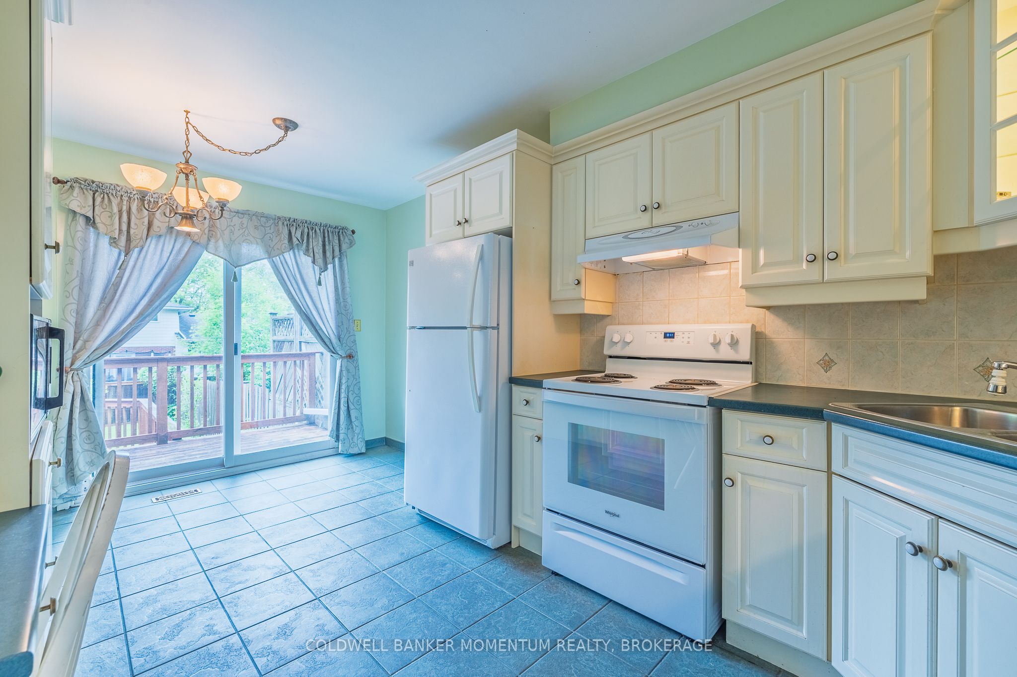 7015 Briarwood Avenue Property Photo 18
