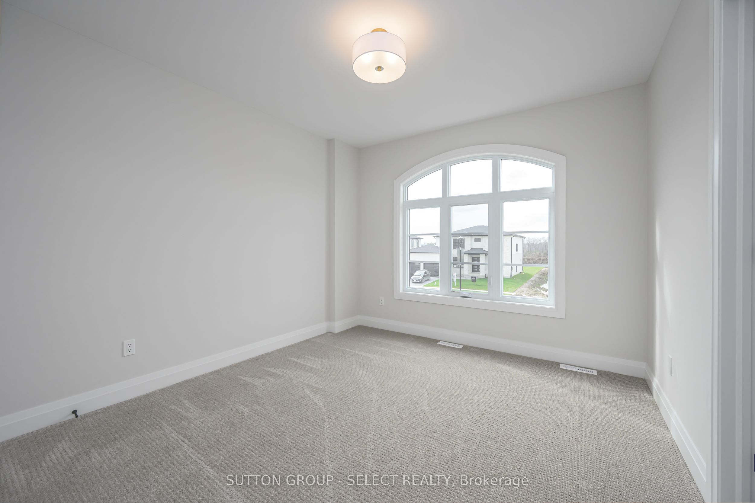2202 Robbie's Way Property Photo 33